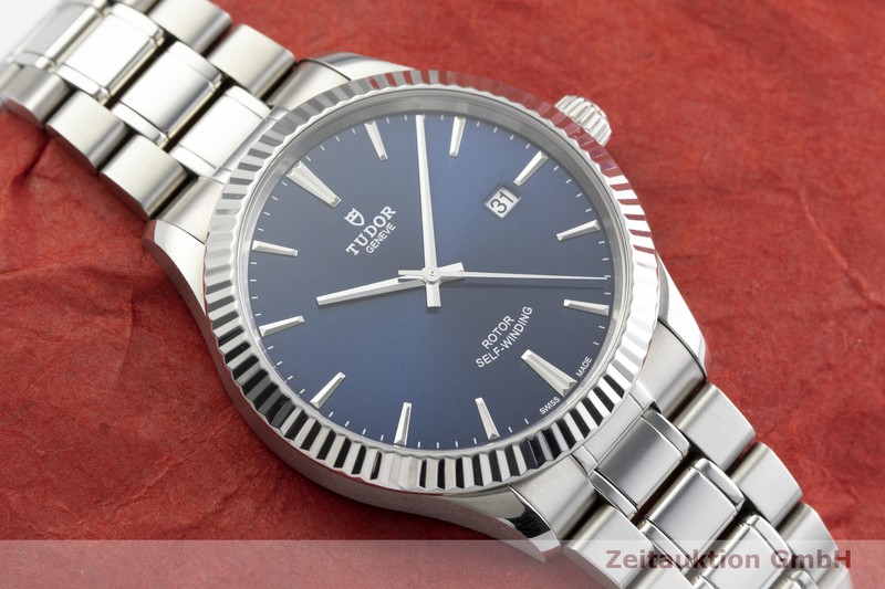 tudor style 12710