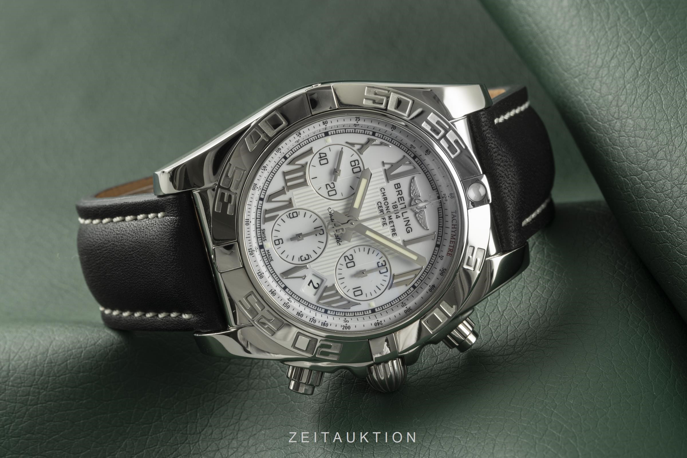 breitling chronomat ab0110