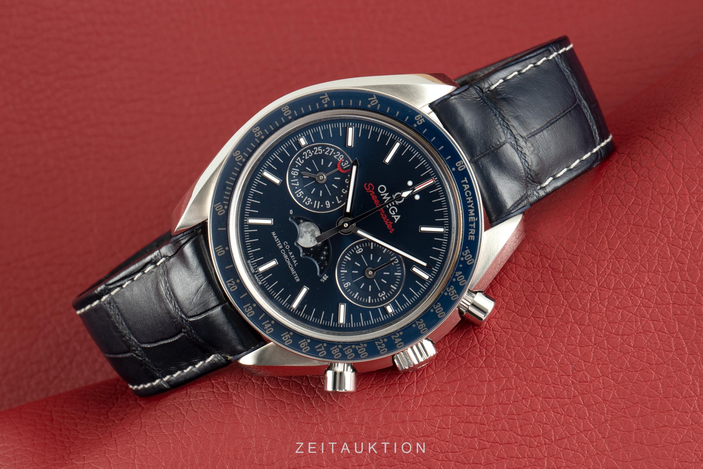 speedmaster moonwatch chronograph