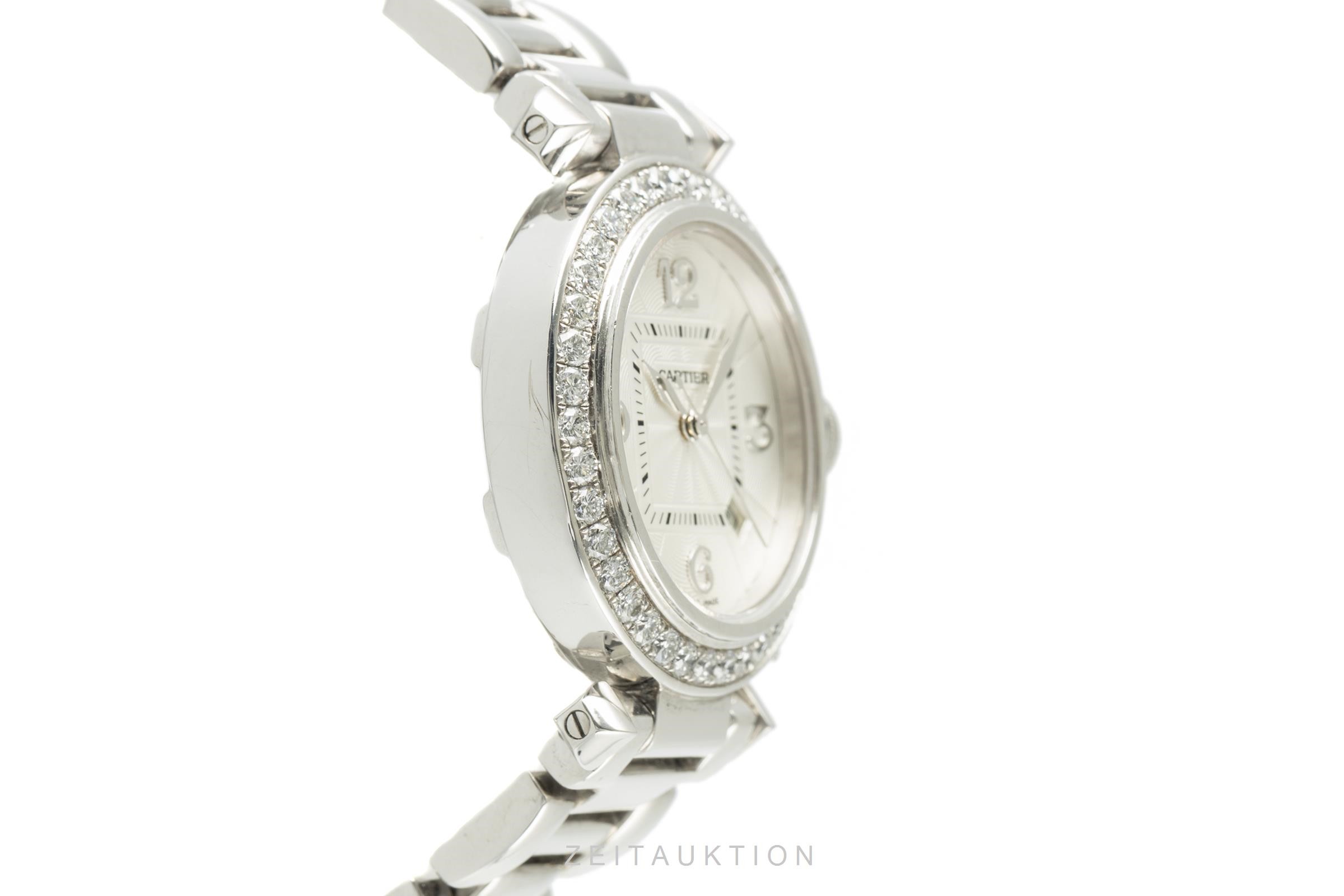 Cartier Pasha 18 ct white gold automatic Kal. 120 Ref. 2398  | Zeitauktion