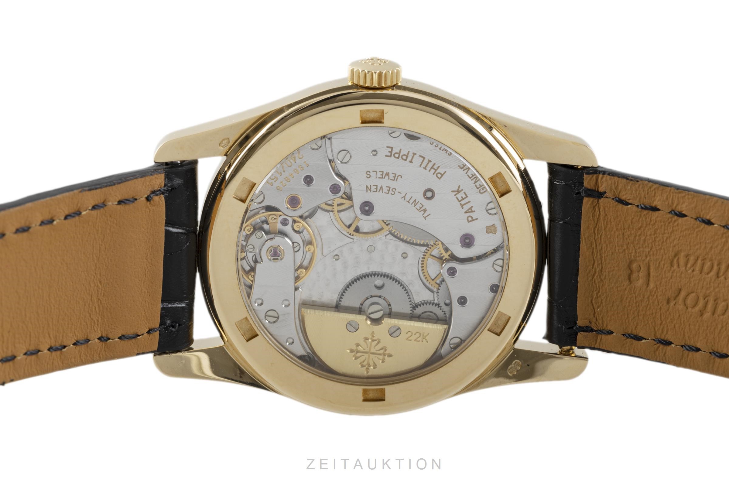 Patek Philippe Calatrava 18 ct gold automatic Kal. 240/151 Ref. 5000J-001  | Zeitauktion