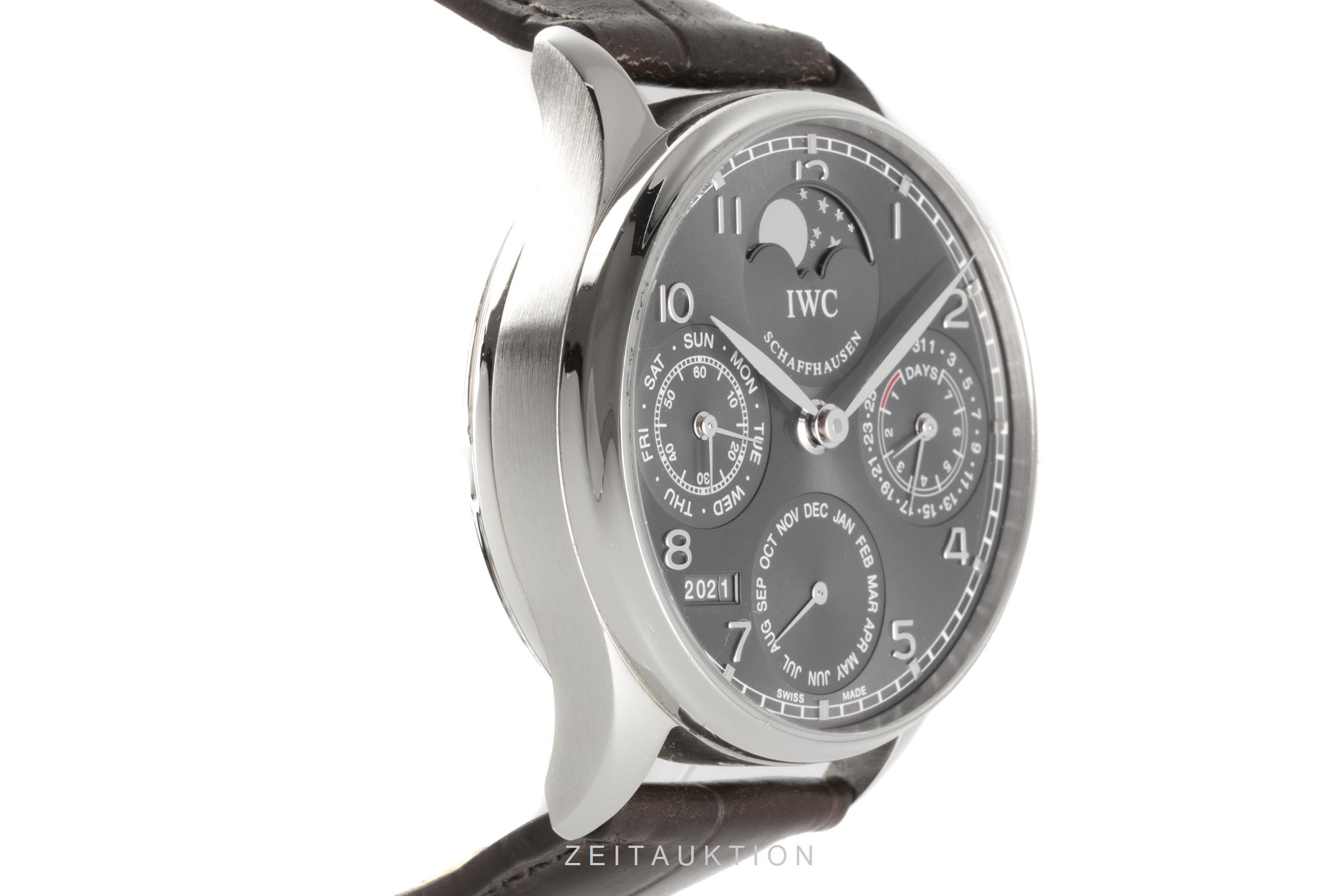 IWC Portugieser or blanc 18 ct automatique Kal. C.51610 Ref.  IW502218  | Zeitauktion