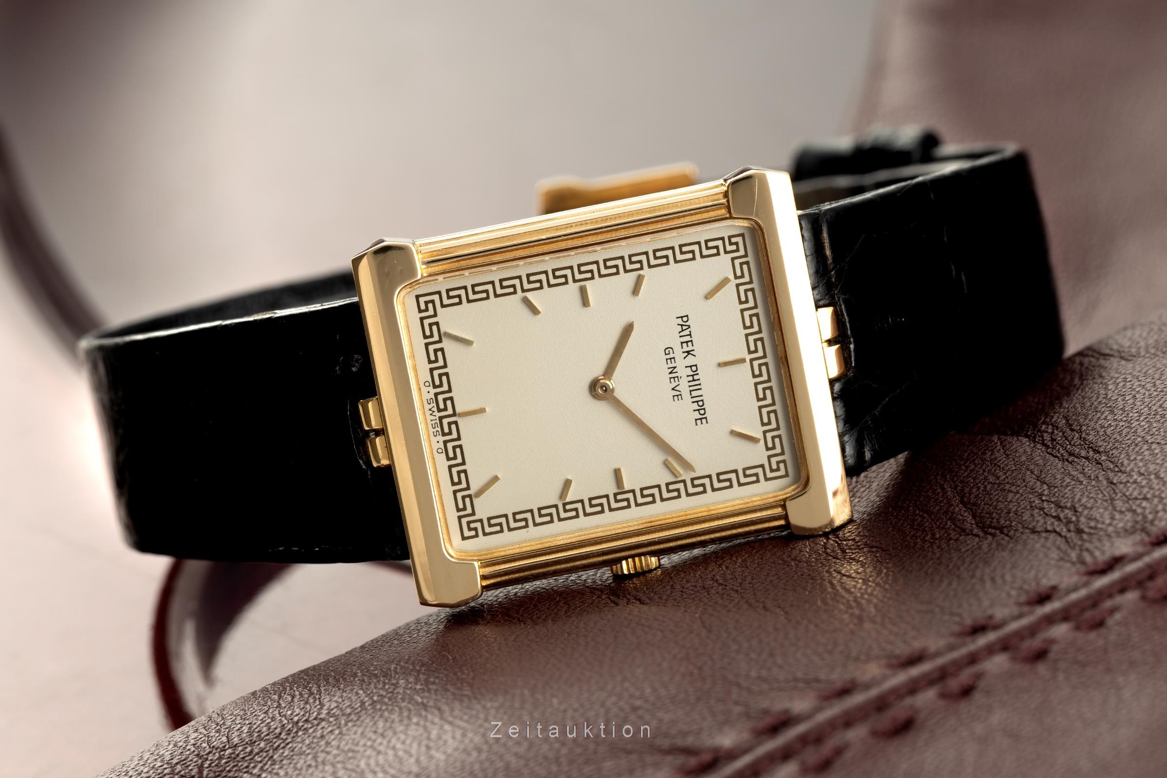 Patek Philippe Les Grecques or 18 ct à remontage manuel Kal. 177 Ref. 3775  | Zeitauktion