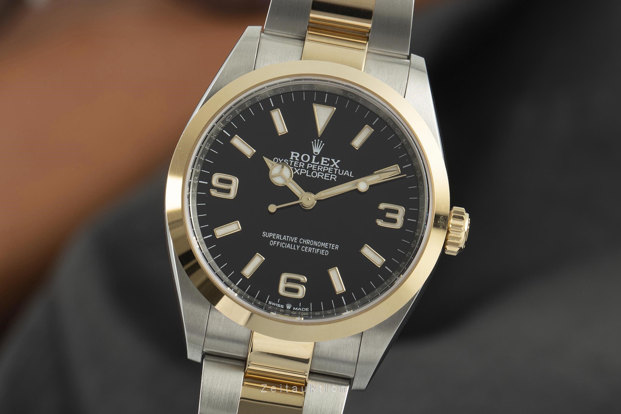 Explorer Explorer