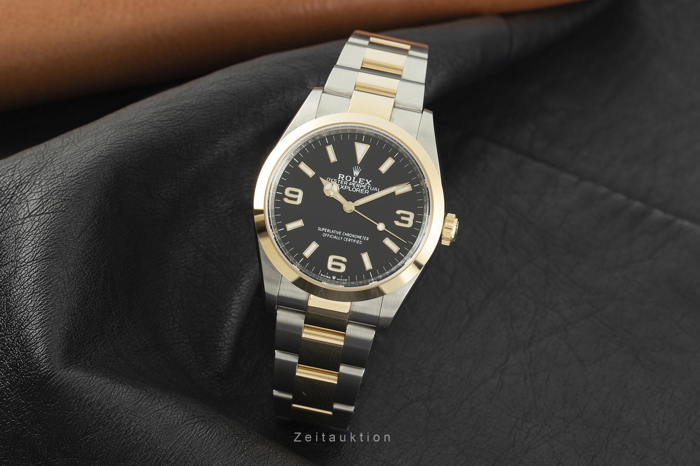 Explorer Explorer