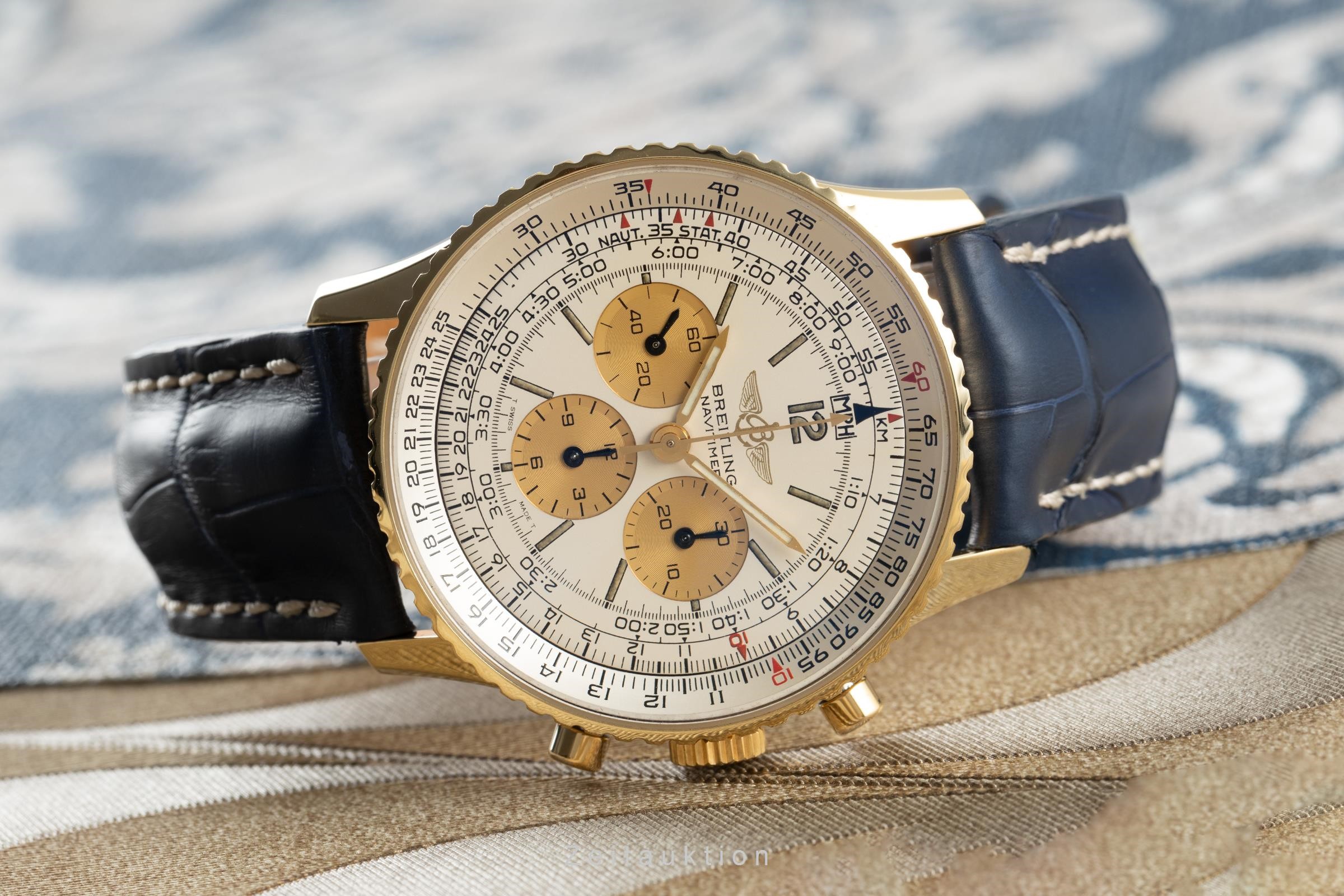 breitling navitimer 2
