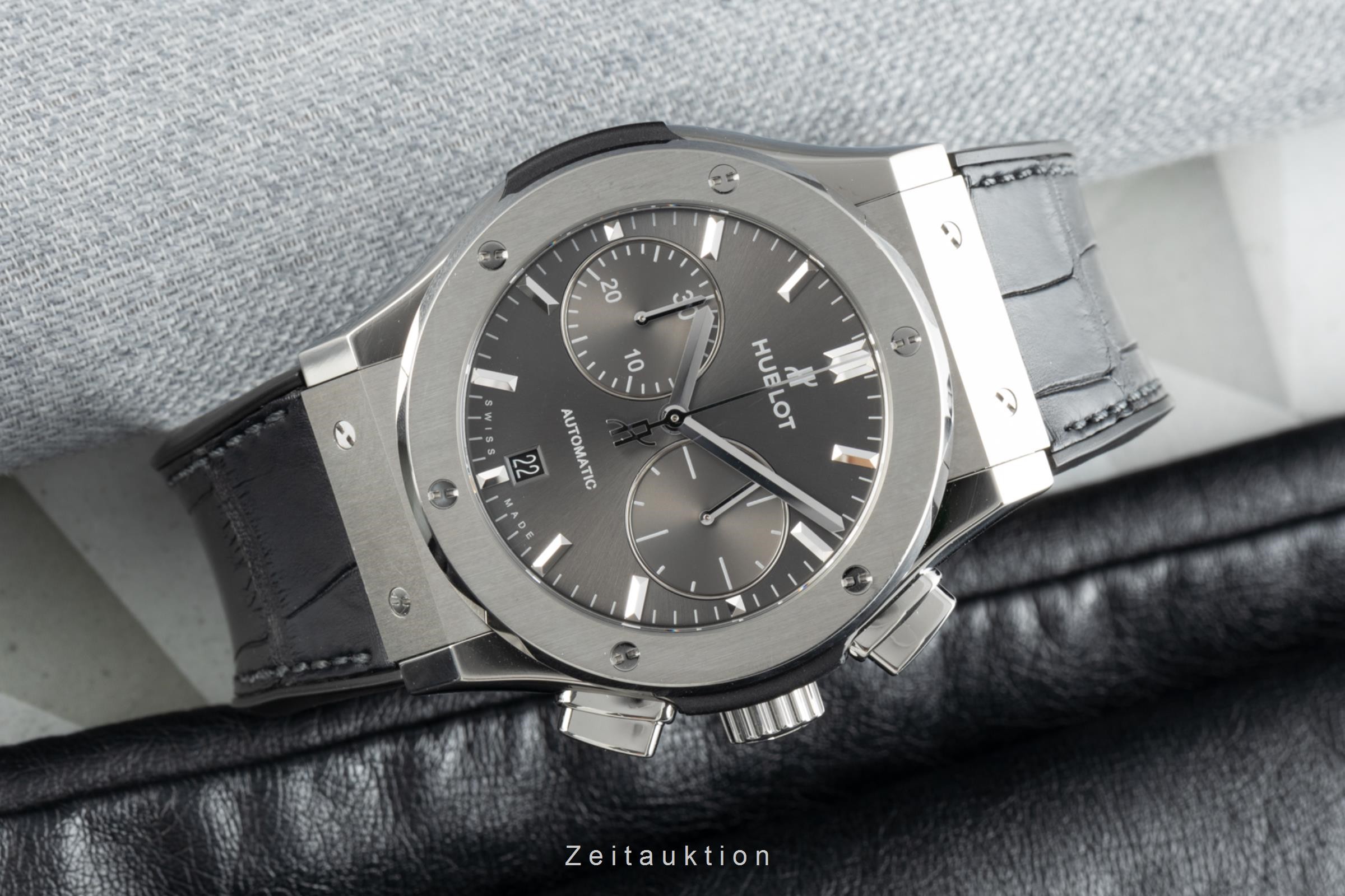 hublot chronograph grey