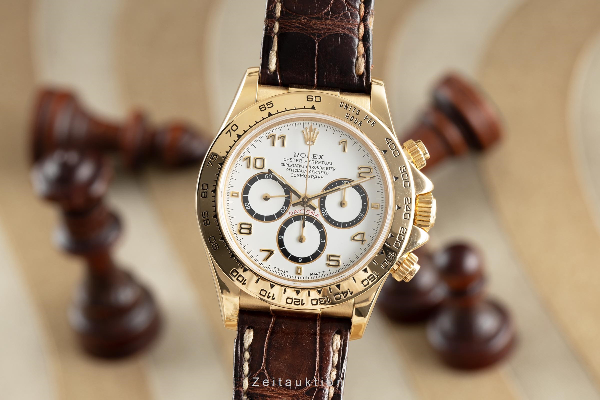 Rolex Daytona chronograph 18 ct gold automatic Kal. 4030 Ref. 16518  | Zeitauktion