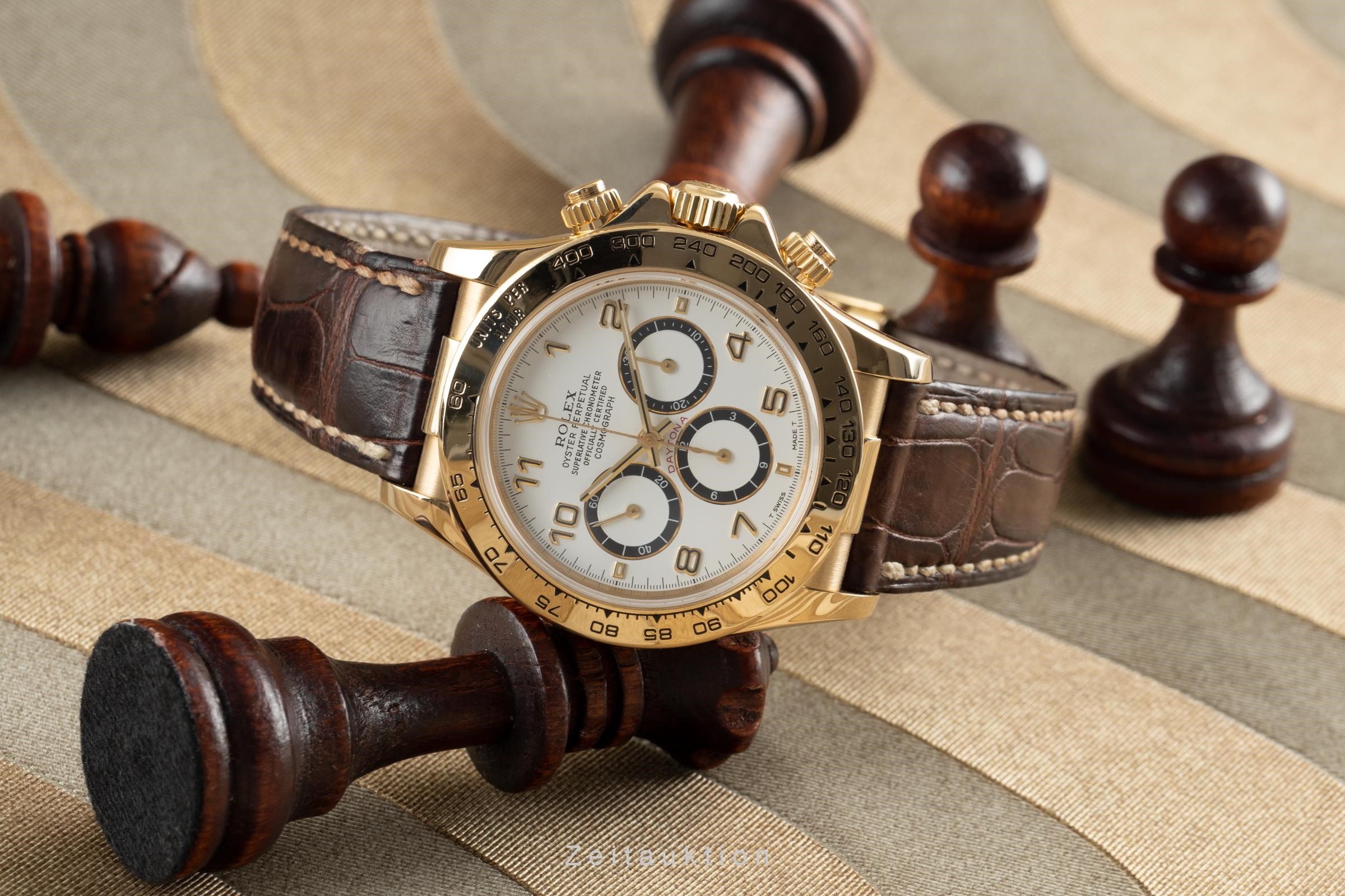 Rolex Daytona chronograph 18 ct gold automatic Kal. 4030 Ref. 16518  | Zeitauktion