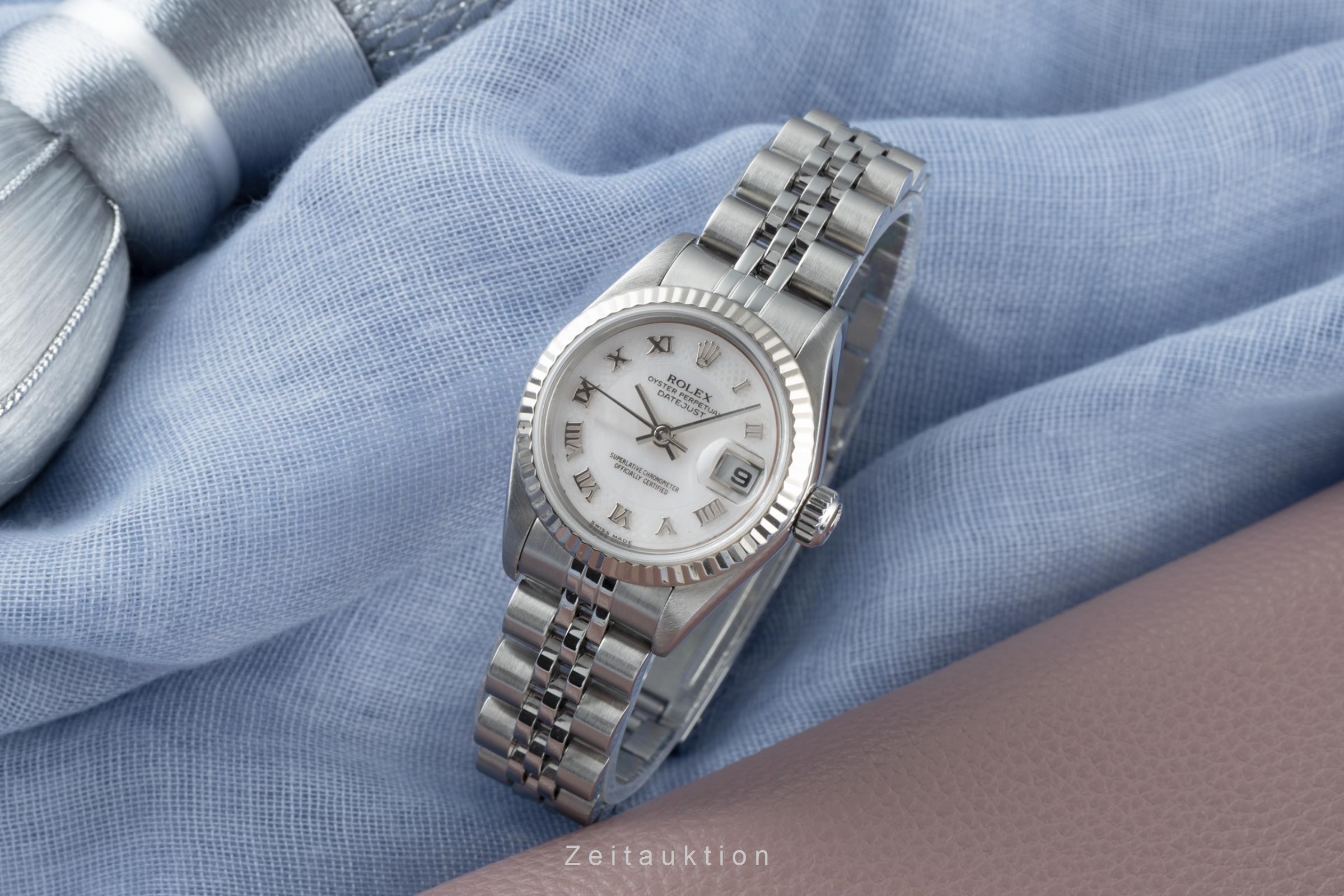 Rolex Lady Datejust steel / white gold automatic Kal. 2235 Ref. 79174 |  2200300