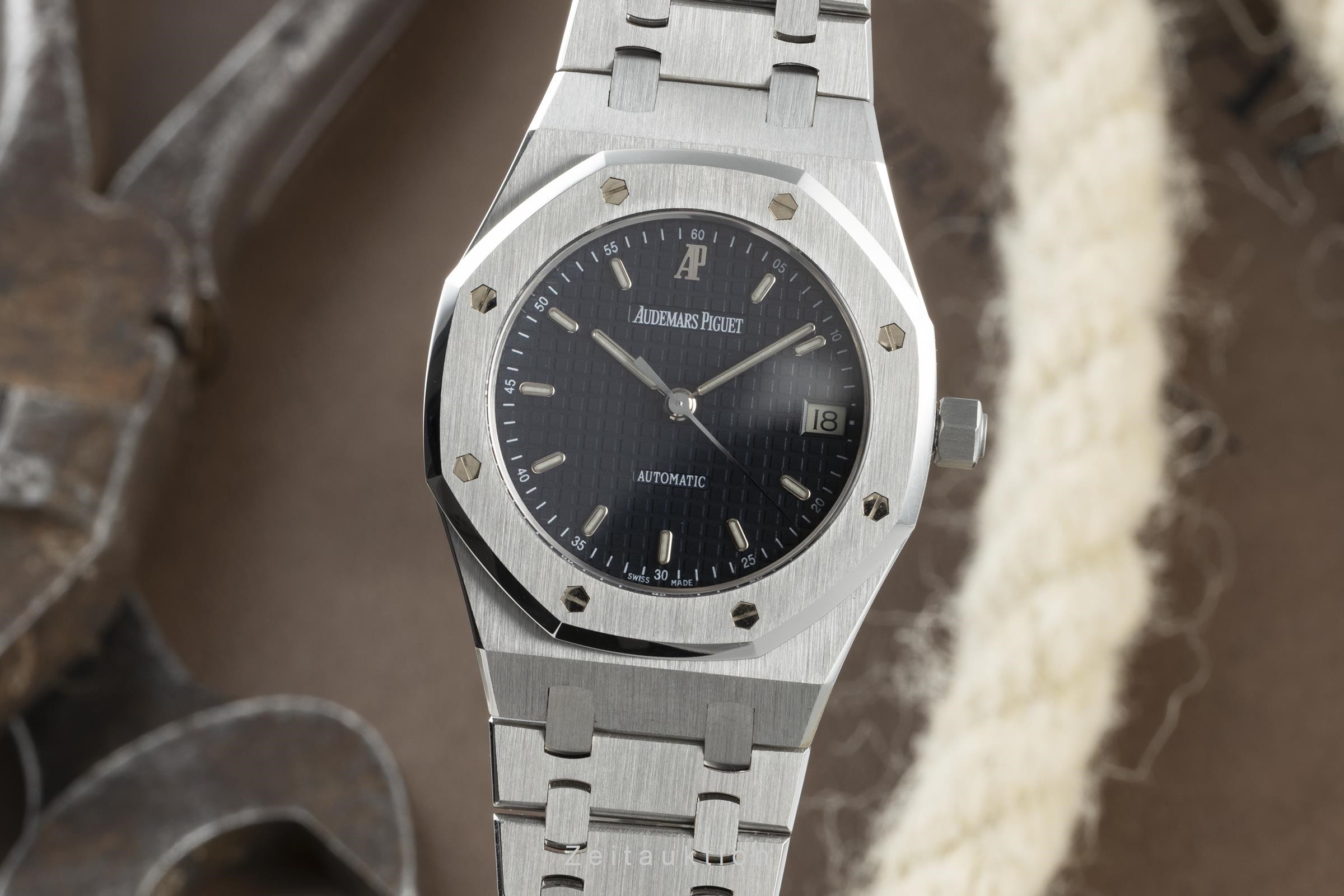 Audemars Piguet Royal Oak steel automatic Kal. 2325 Ref. ST14790.OO.0789ST.10/A  | Zeitauktion