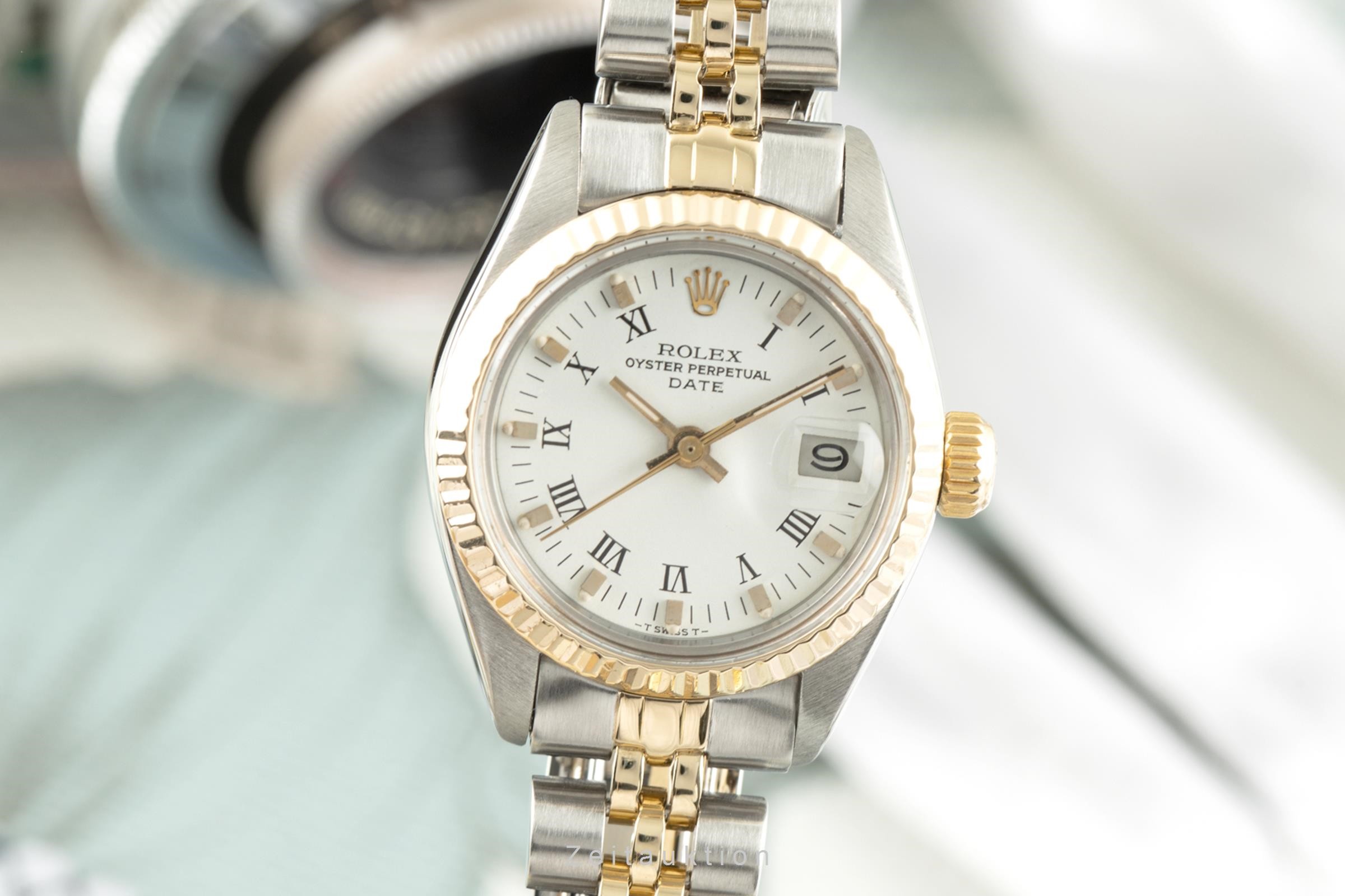 Rolex Lady Date steel / gold automatic Kal. 2030 Ref. 6917  | Zeitauktion