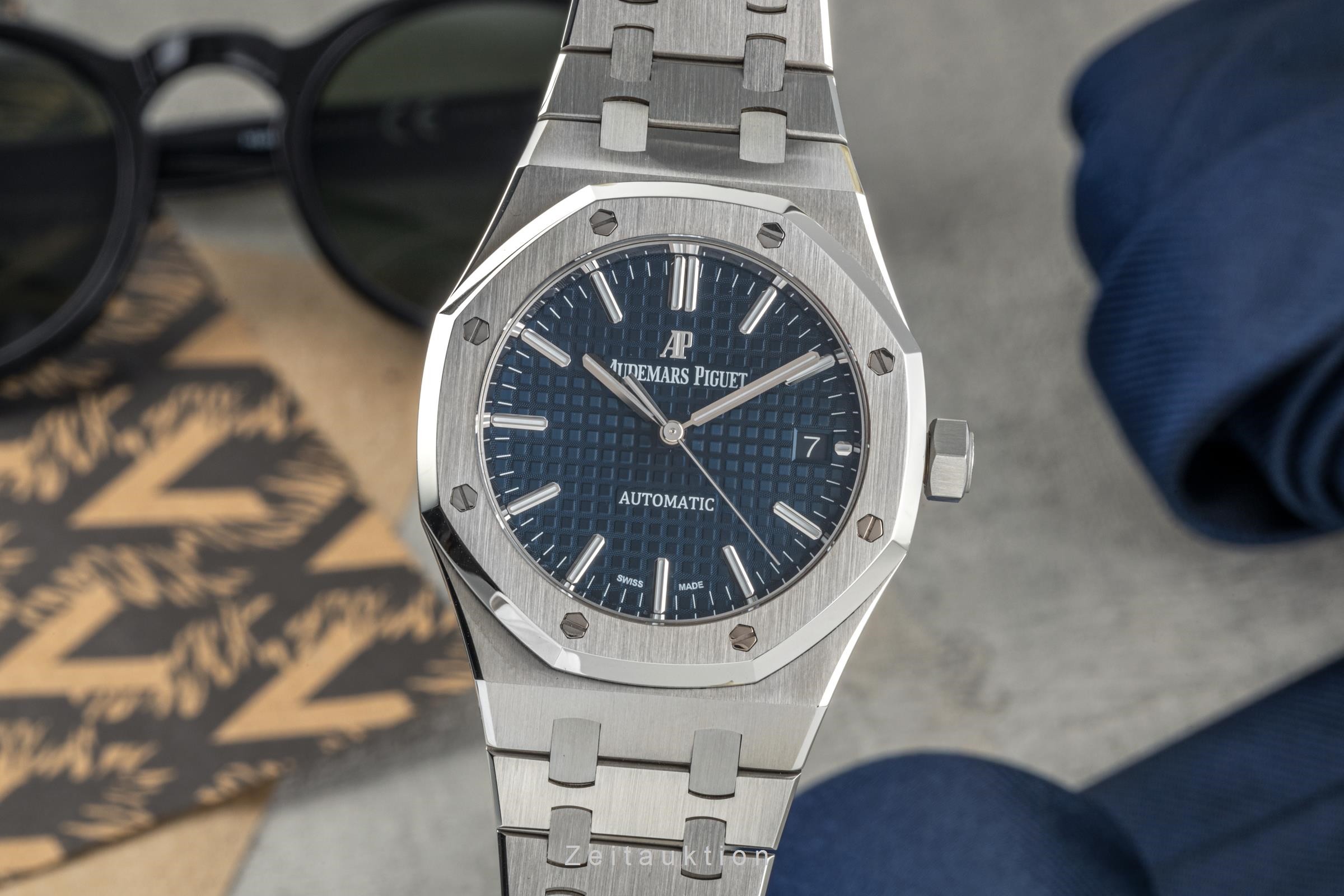 Audemars Piguet Royal Oak steel automatic Kal. 3120 Ref. 15450ST.OO.1256ST.03  | Zeitauktion