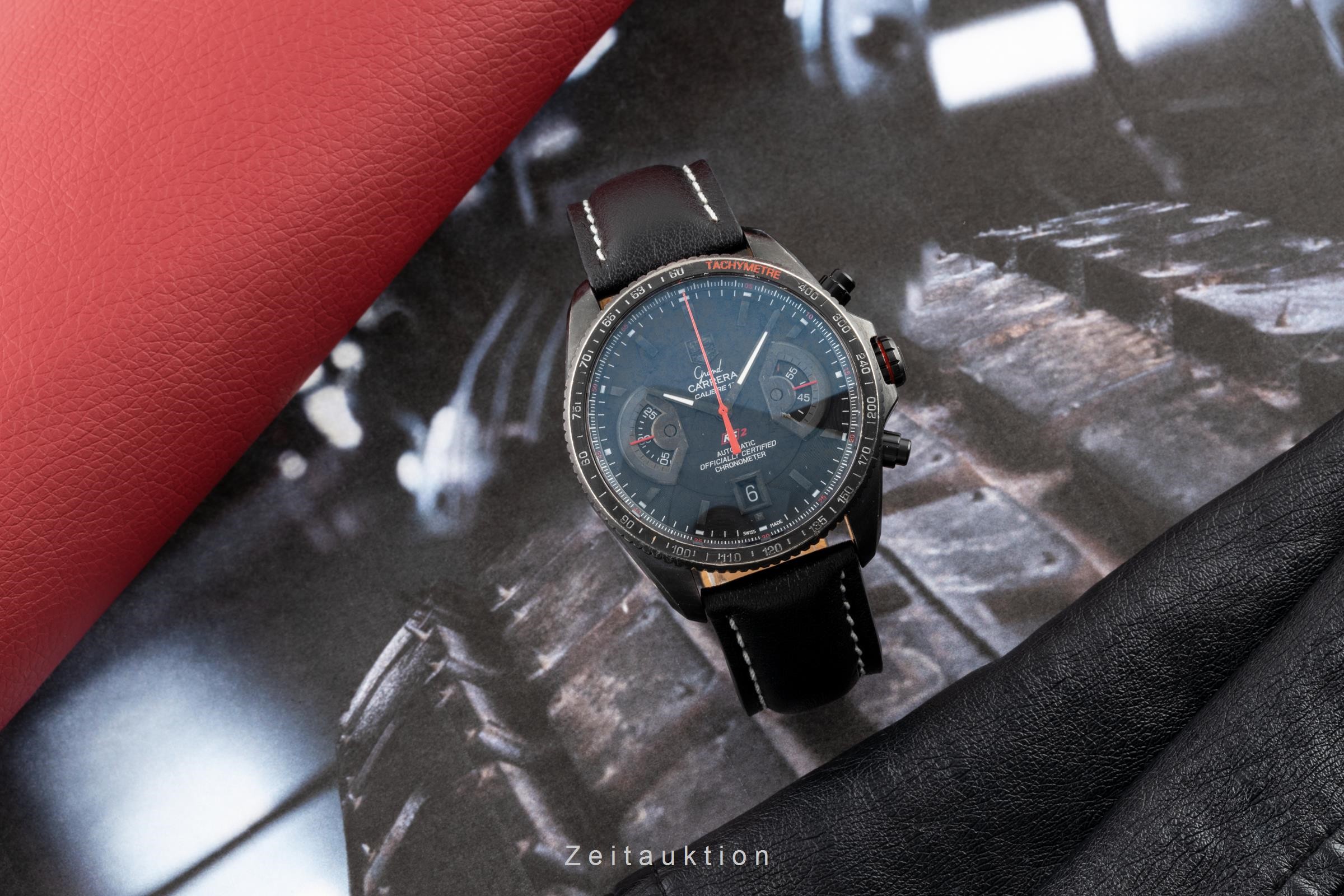 Tag Heuer Carrera cronógrafo titanio automático Kal. 17 Ref. CAV518B  | Zeitauktion