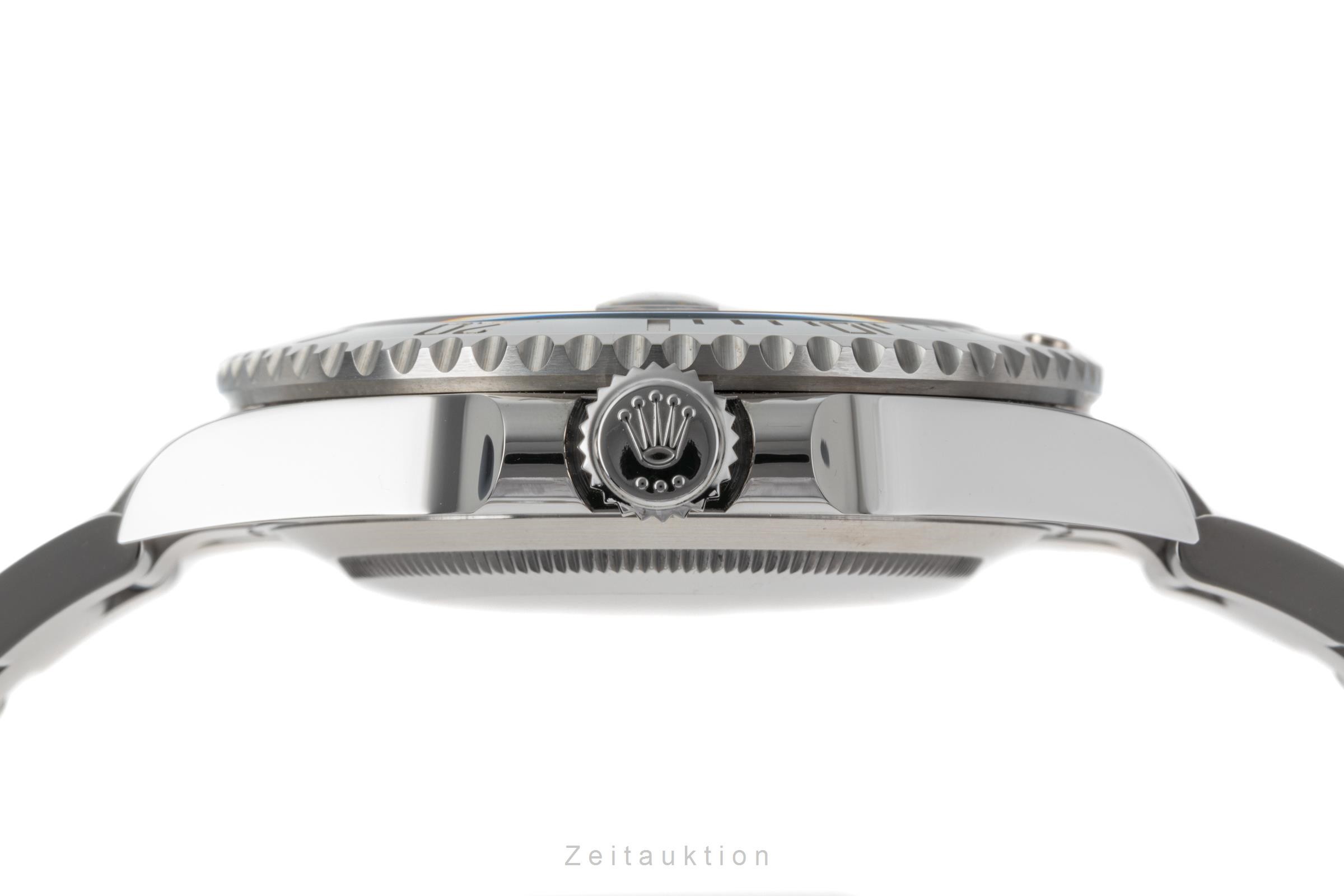 Rolex Submariner acero automático Kal. 3235 Ref. 126610LV  | Zeitauktion