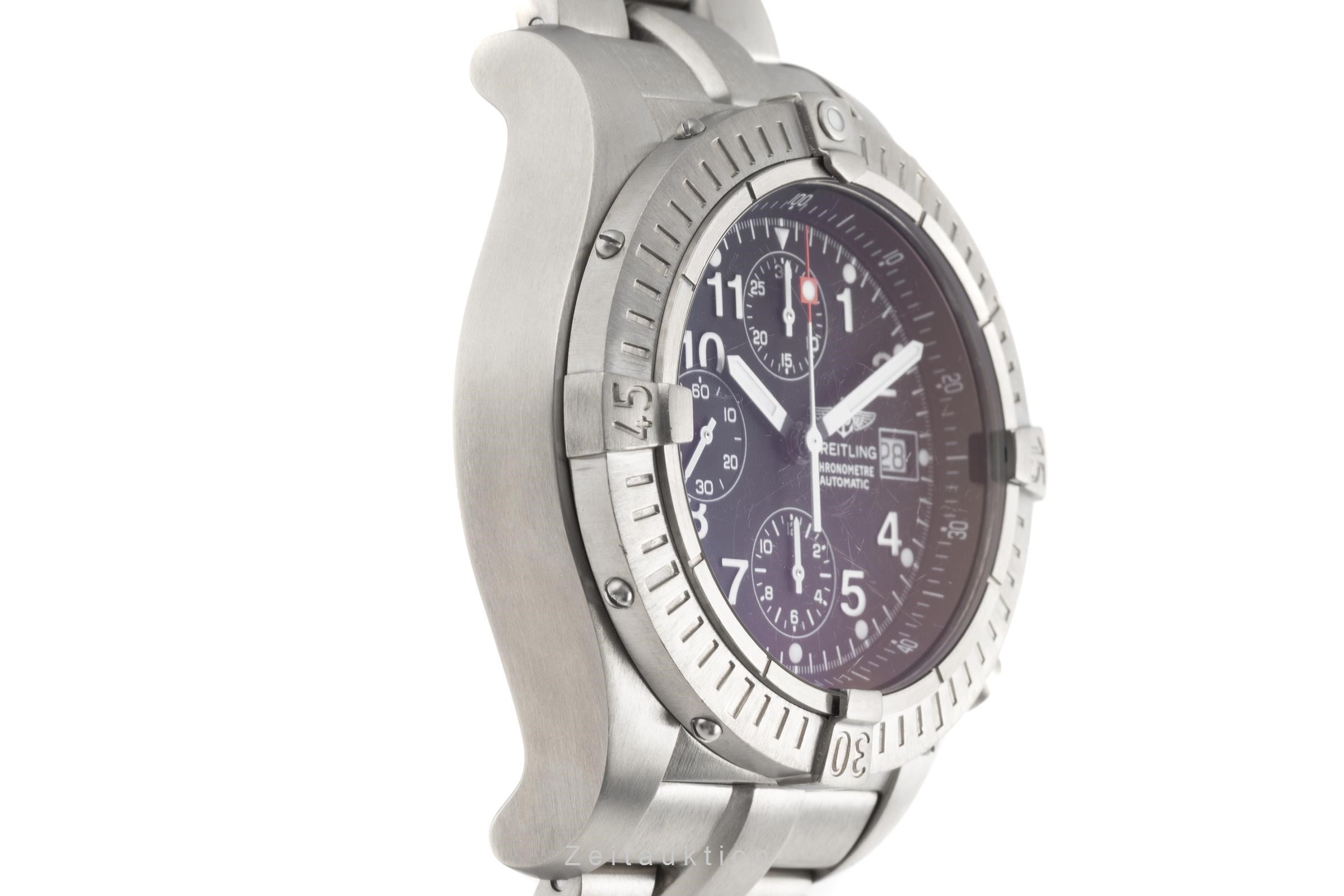Breitling Avenger Chronograph Titan Automatik Kal. B13 Ref. E13360  | Zeitauktion