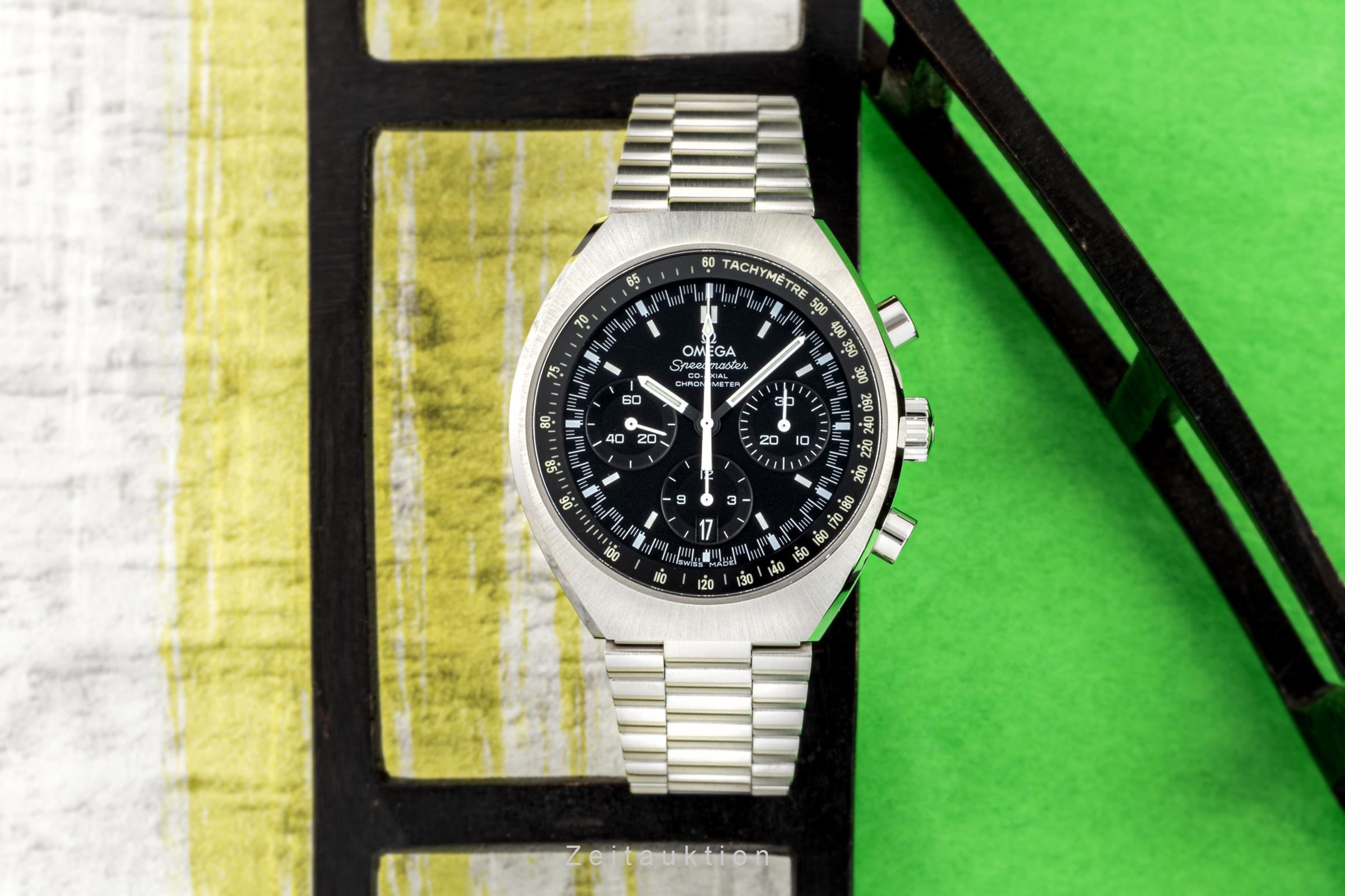 Omega Speedmaster chronographe acier automatique Kal. 3330 Ref. 327.10.43.50.01.001  | Zeitauktion