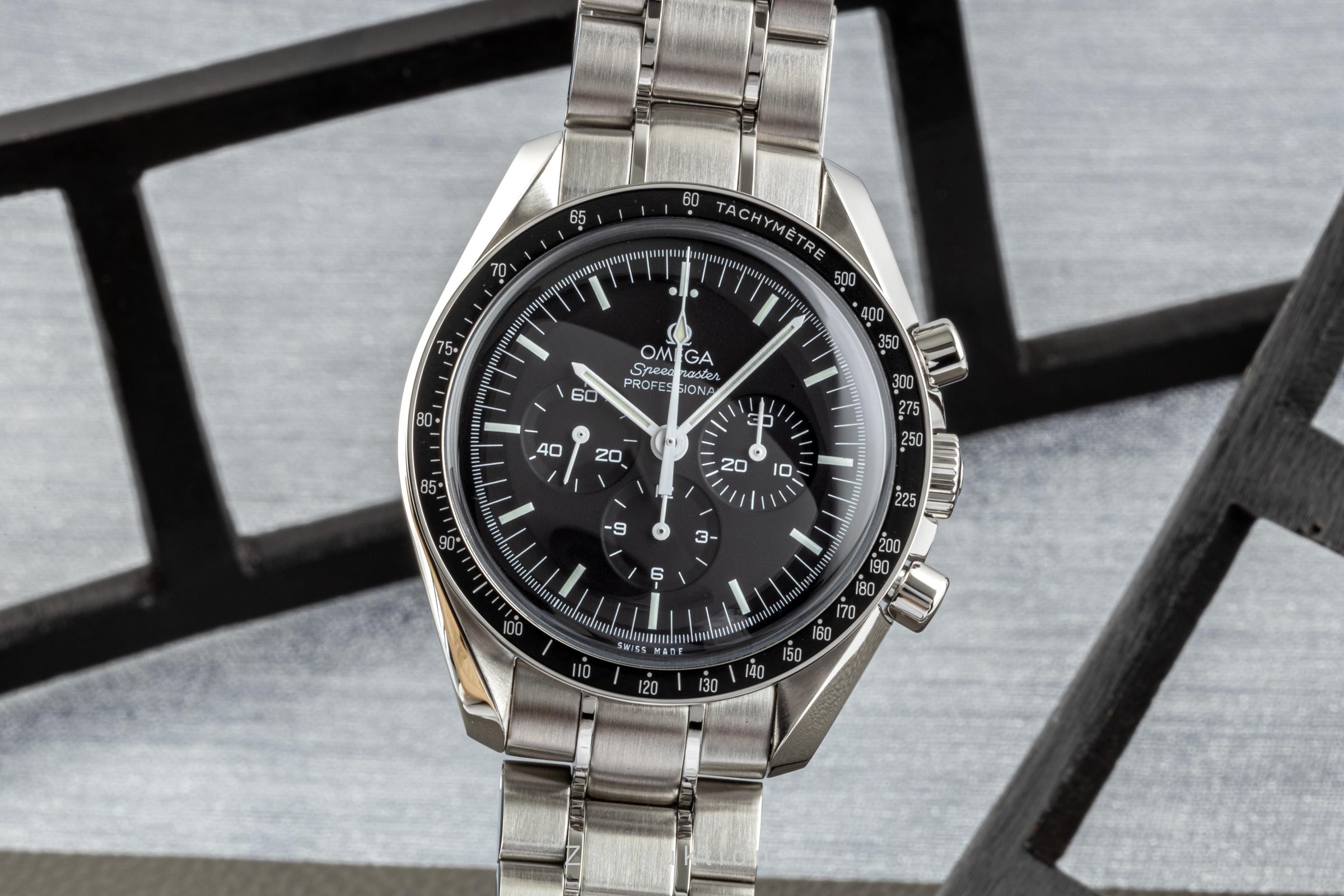Omega Speedmaster chronograph steel manual winding Kal. 1861 Ref. 311.30.42.30.01.005  | Zeitauktion
