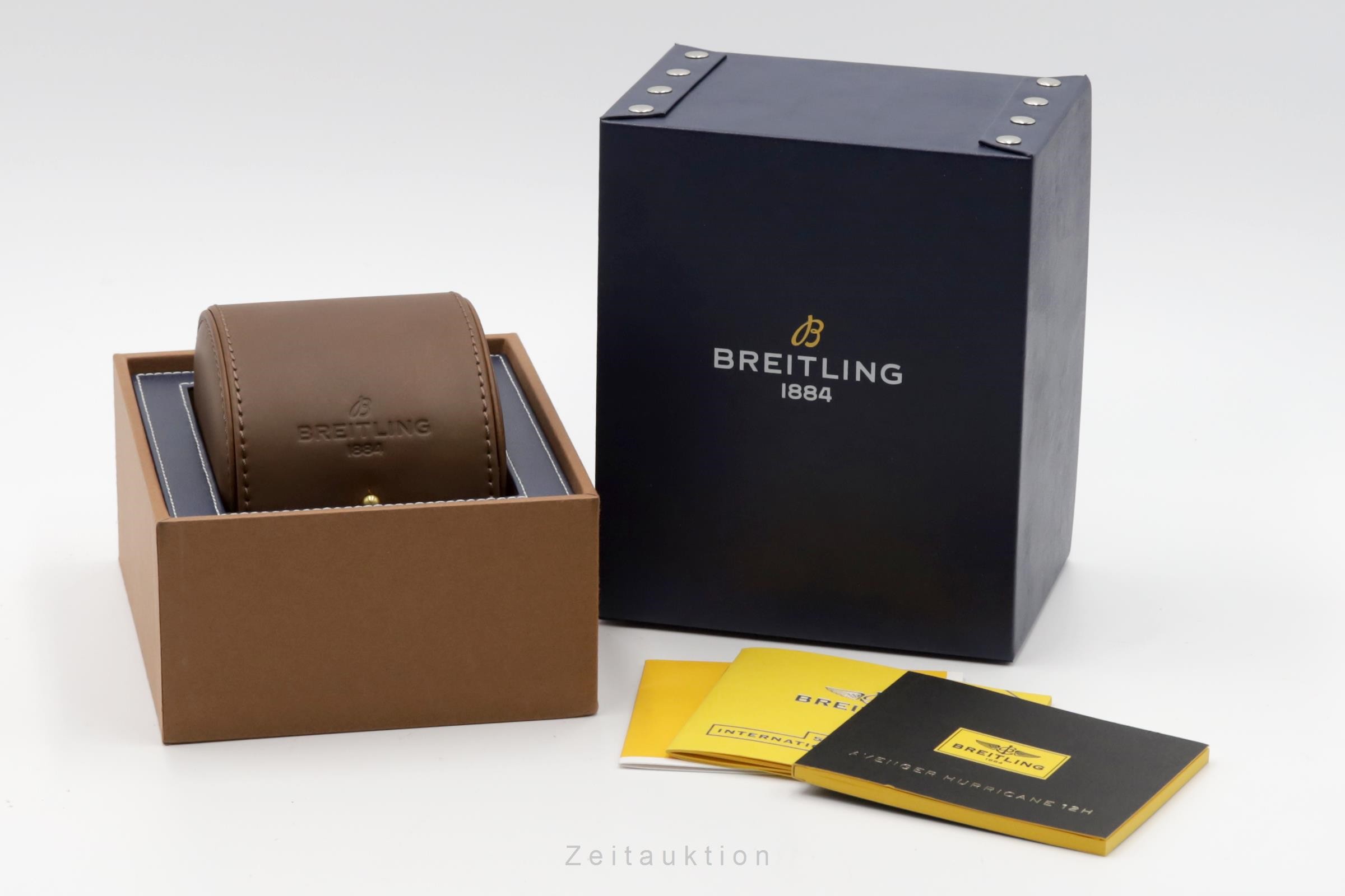 Breitling Avenger Chronograph Breitlight Automatik Kal. B01 Ref. XB0180E4/BF31  | Zeitauktion