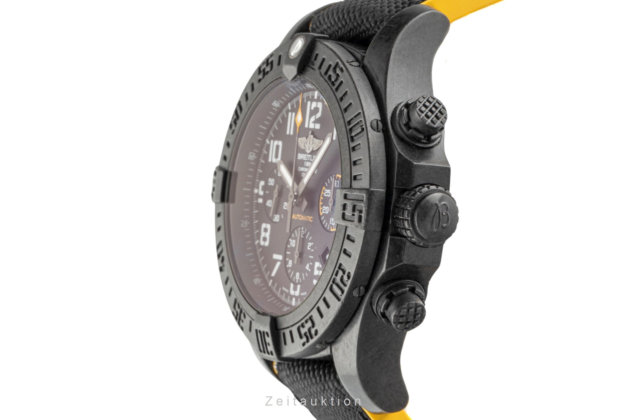 Breitling Avenger Chronograph Breitlight Automatik Kal. B01 Ref. XB0180E4/BF31  | Zeitauktion