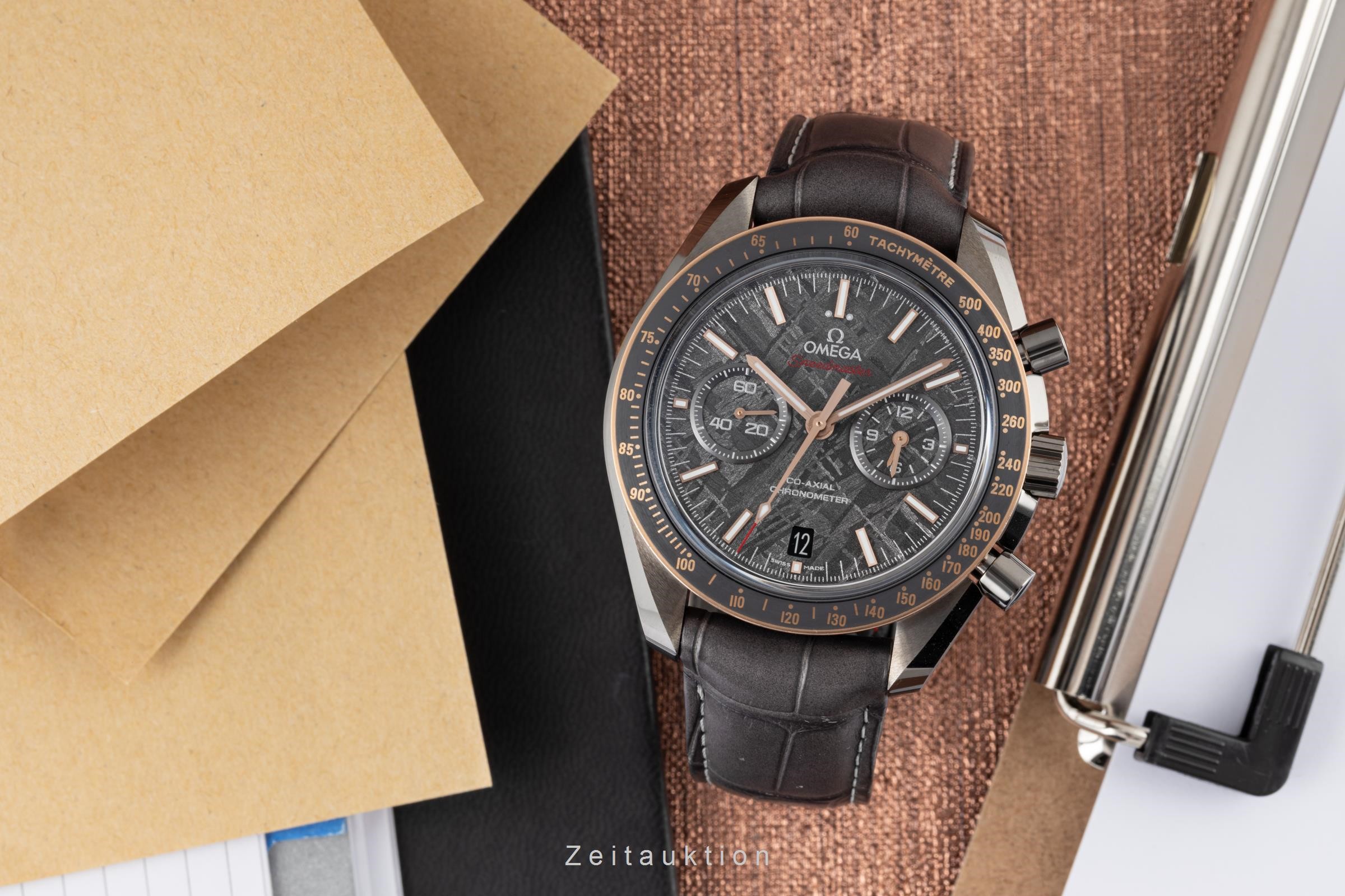Omega Speedmaster Moonwatch Chronograph Keramik / Gold Automatik 