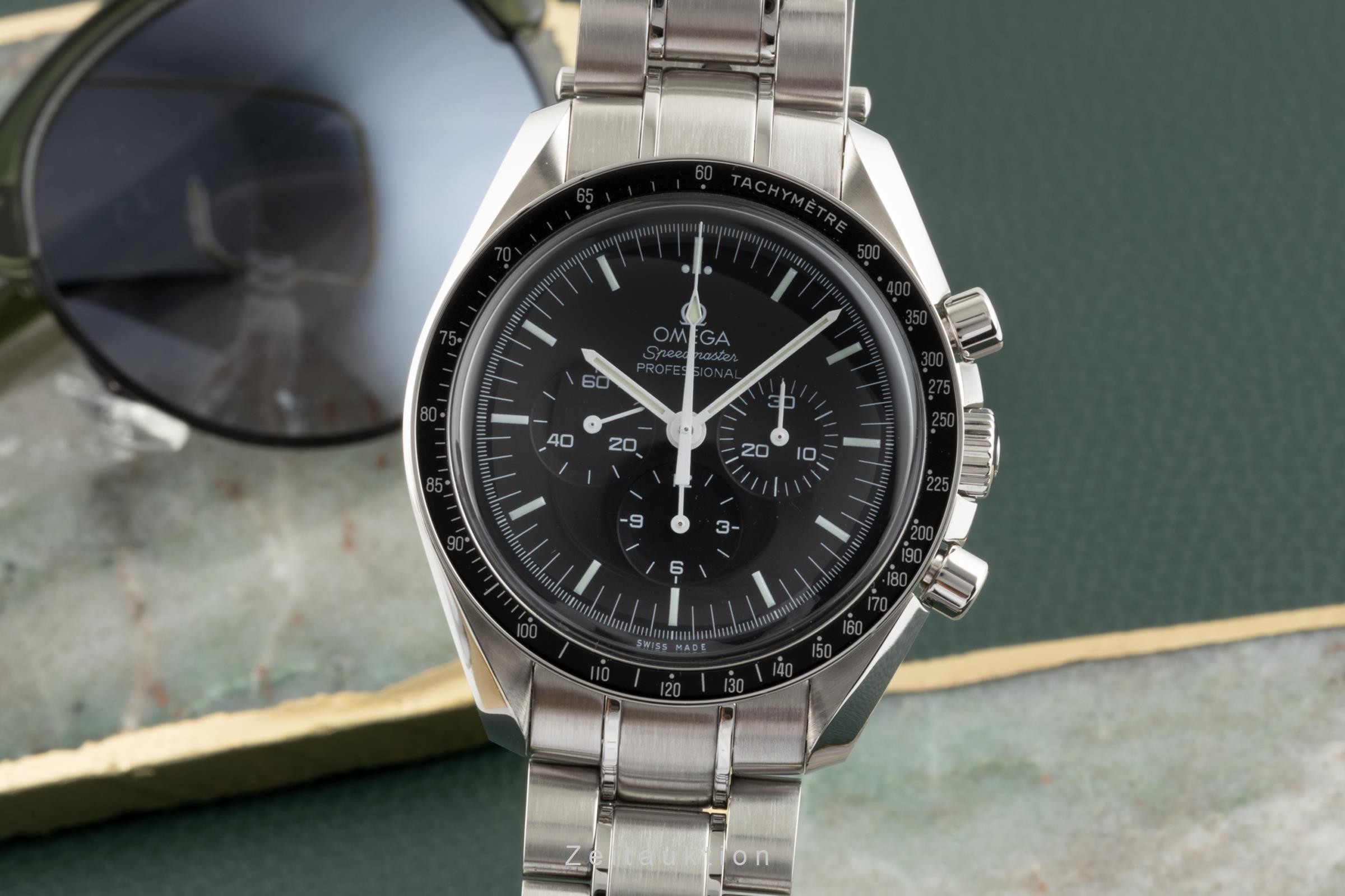 Omega Speedmaster Moonwatch chronograph steel manual winding Kal. 1861 Ref. 311.30.42.30.01.005  | Zeitauktion