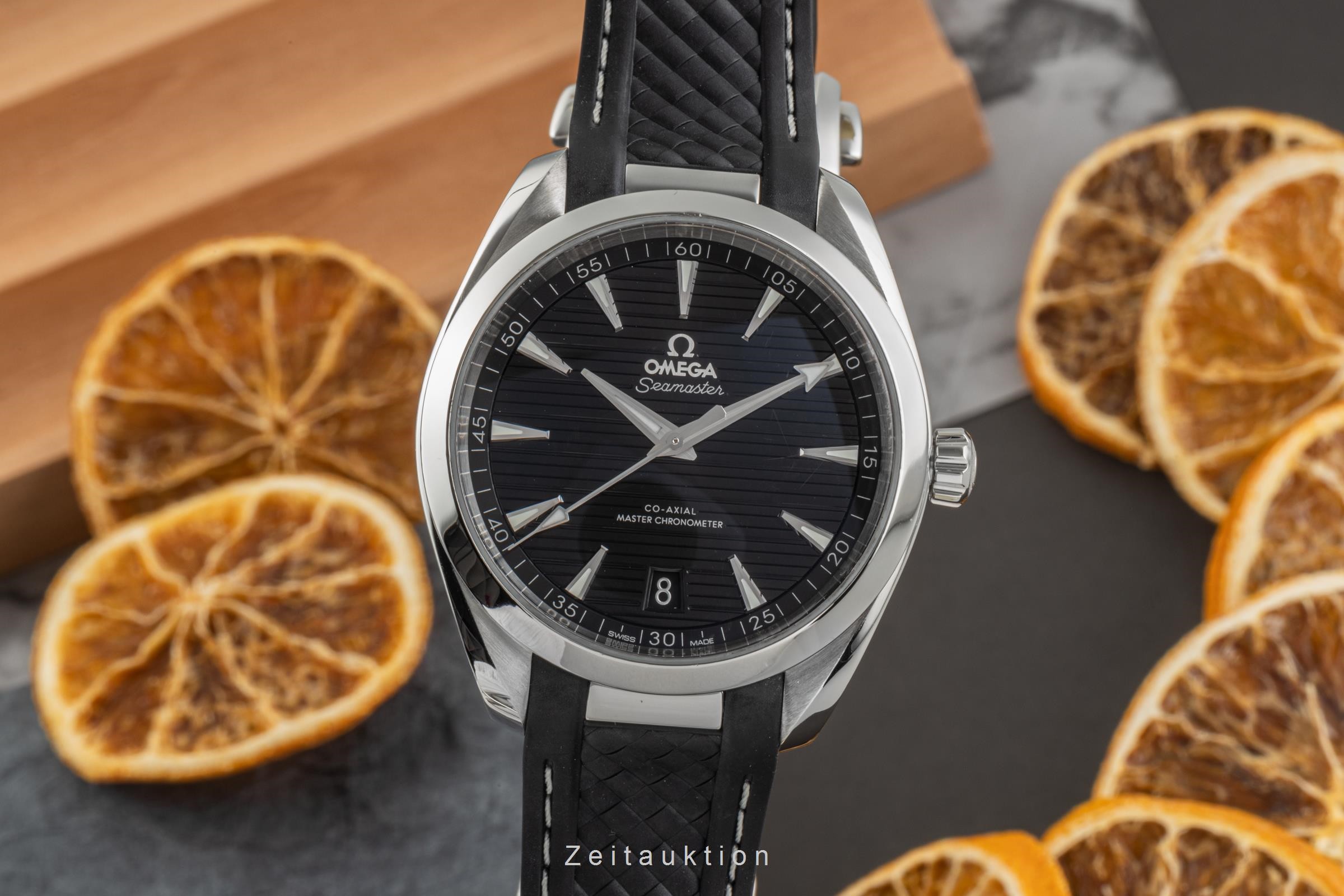 omega seamaster co axial 8900