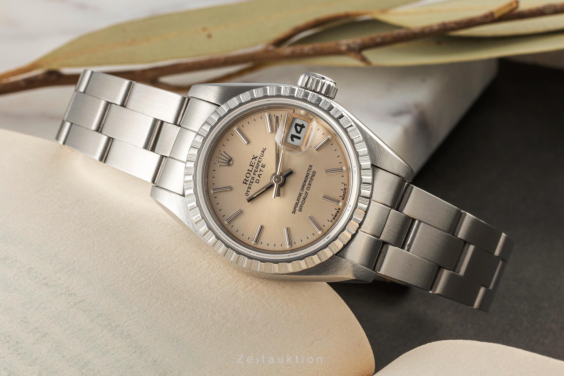 Rolex Lady Date steel automatic Kal. 2135 Ref. 69240  | Zeitauktion