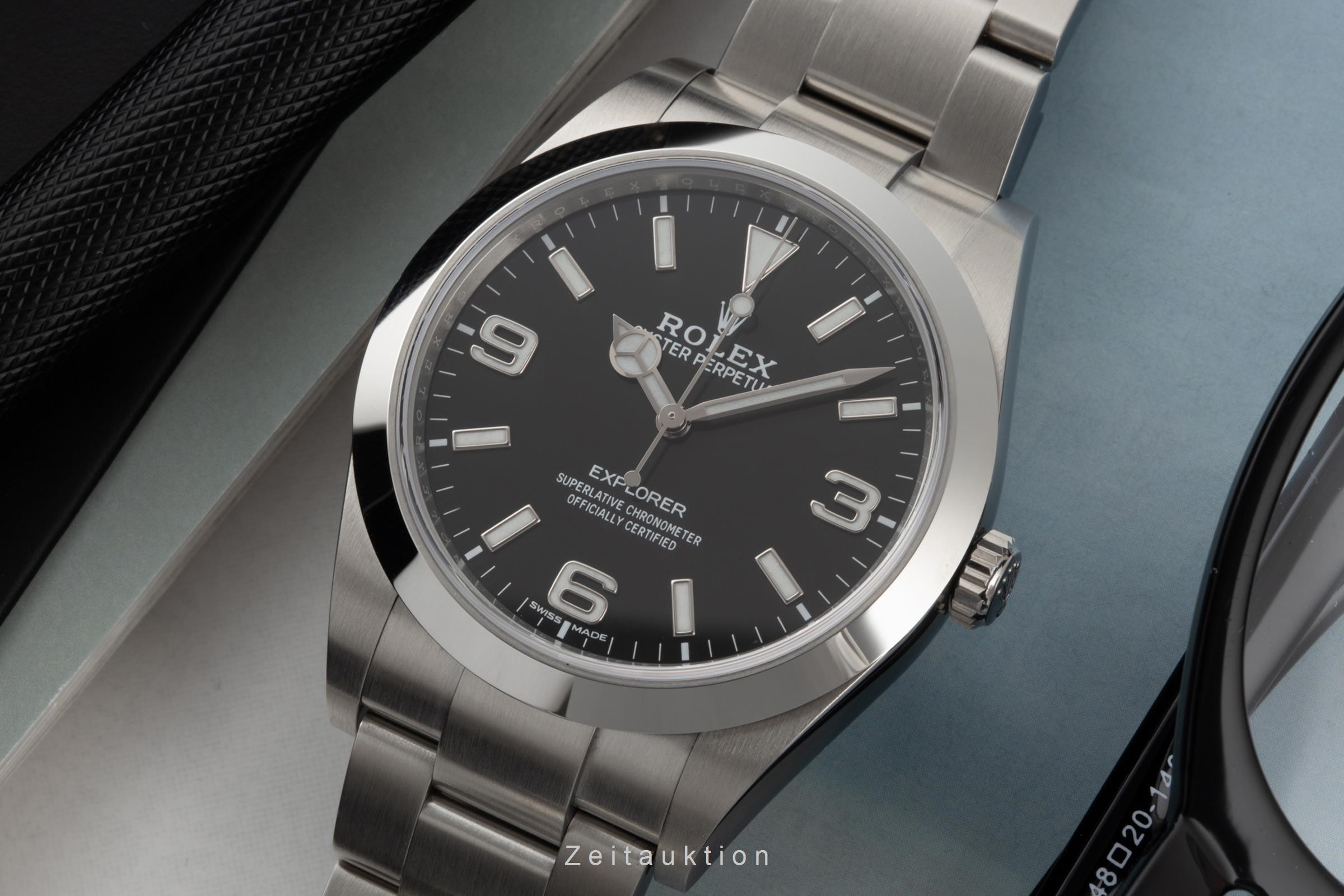 Rolex Explorer acciaio automatismo Kal. 3132 Ref. 214270  | Zeitauktion