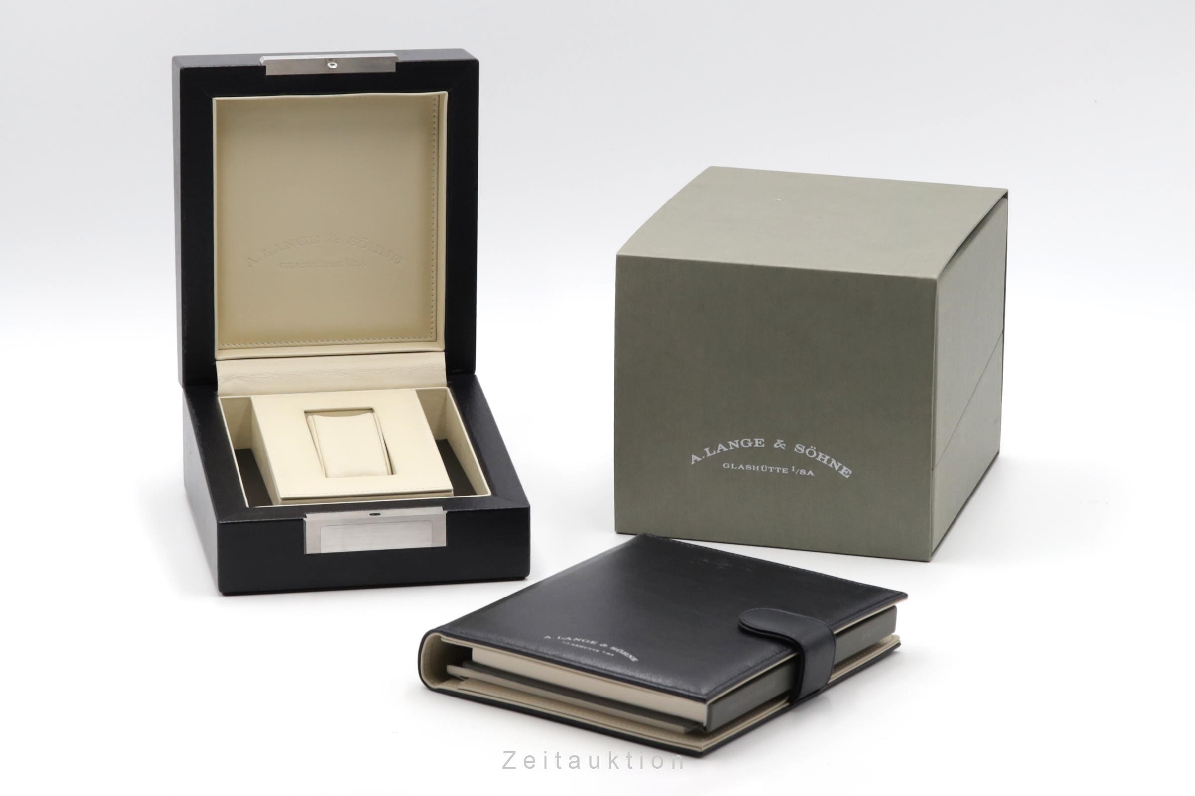 A. Lange & Söhne 1815 oro de 18 quilates cuerda manual Kal. L.941.1 Ref. 206.021  | Zeitauktion