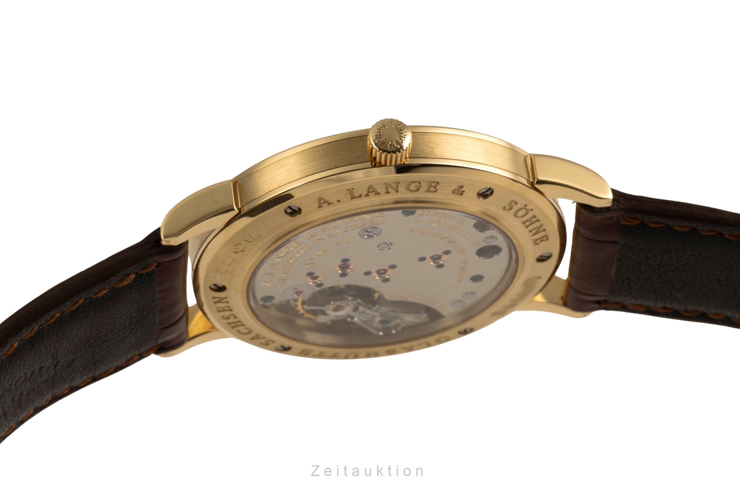 A. Lange & Söhne 1815 oro de 18 quilates cuerda manual Kal. L.941.1 Ref. 206.021  | Zeitauktion