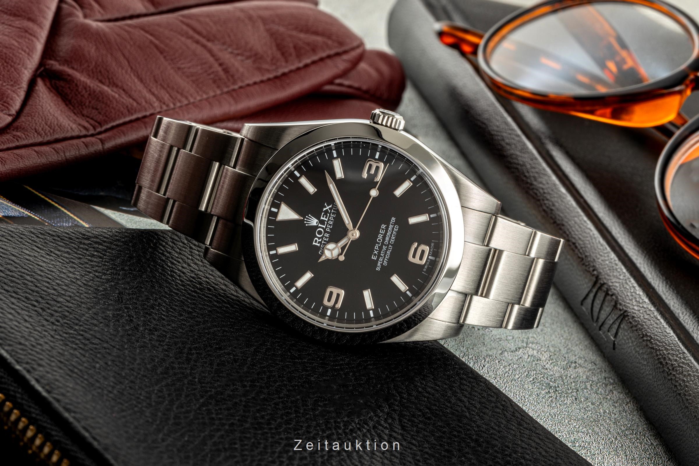 Rolex Explorer acero automático Kal. 3132 Ref. 214270  | Zeitauktion
