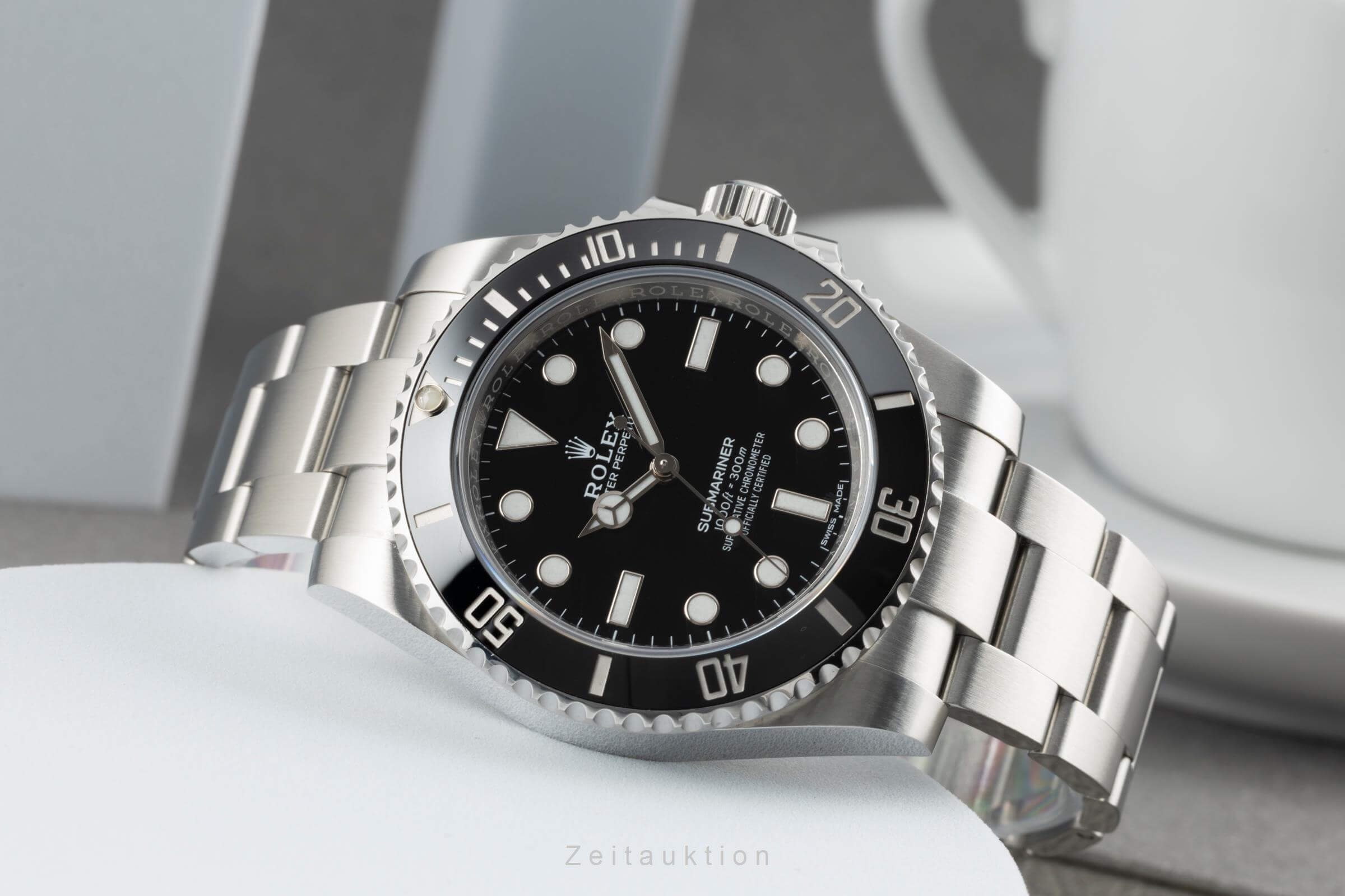 Rolex Submariner steel automatic 3130 114060 2402295