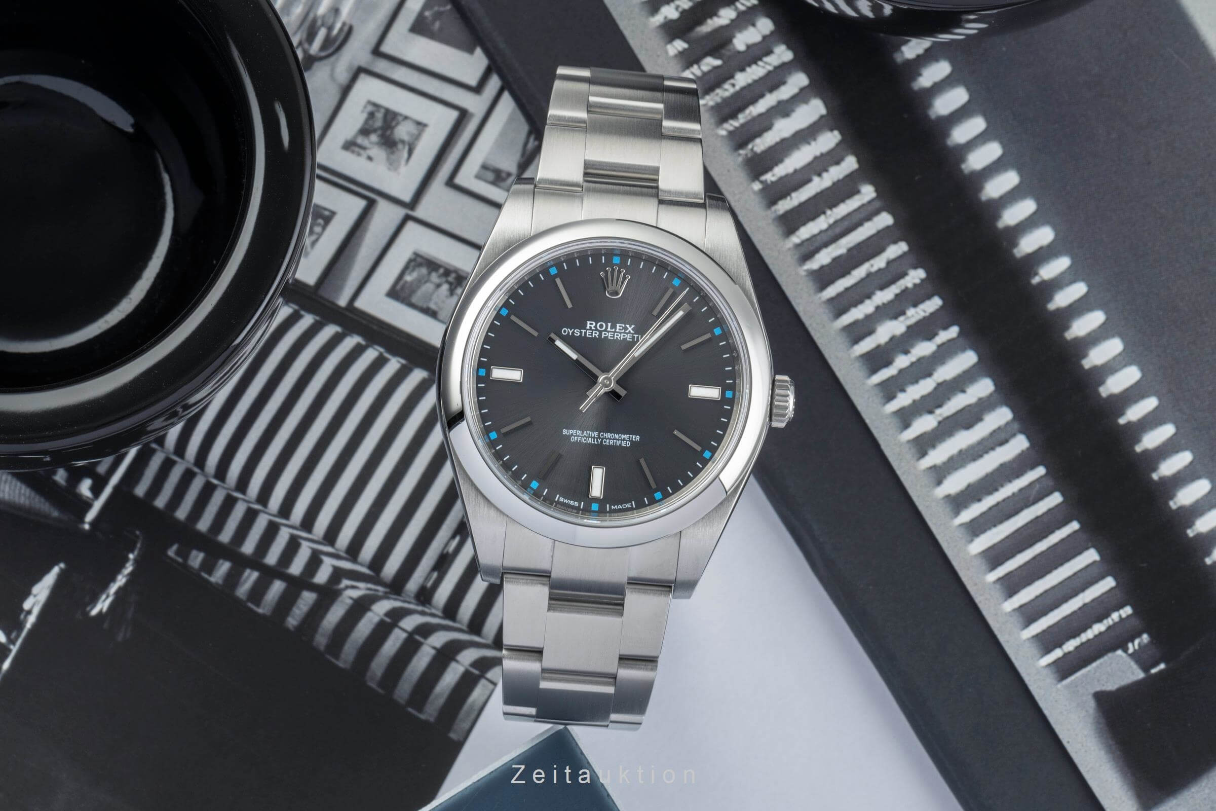 Rolex Oyster Perpetual acero automático Kal. 3132 Ref. 114300  | Zeitauktion