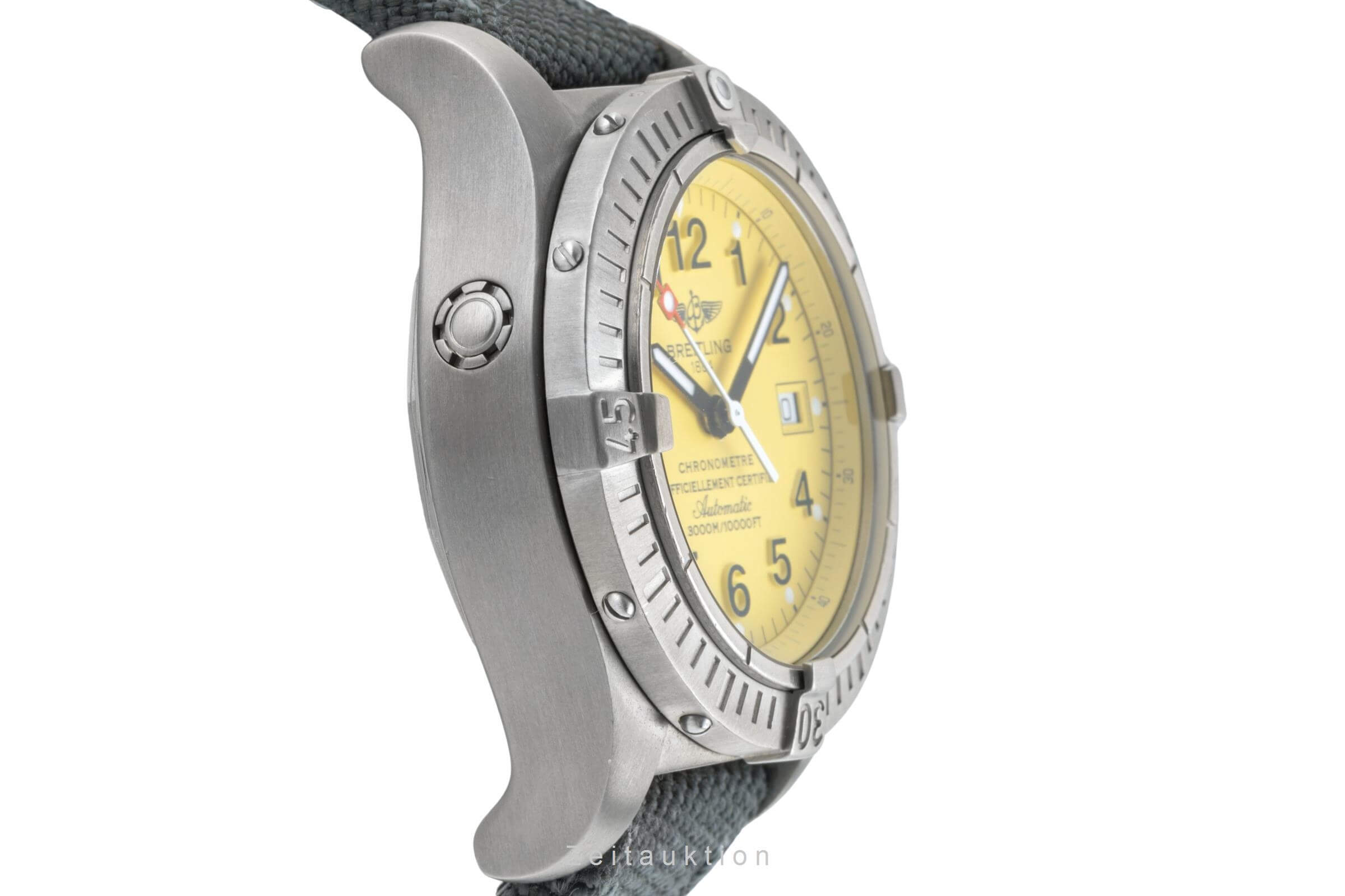 Breitling Avenger Seawolf Titan Automatik Kal. B17 Ref. E17370  
