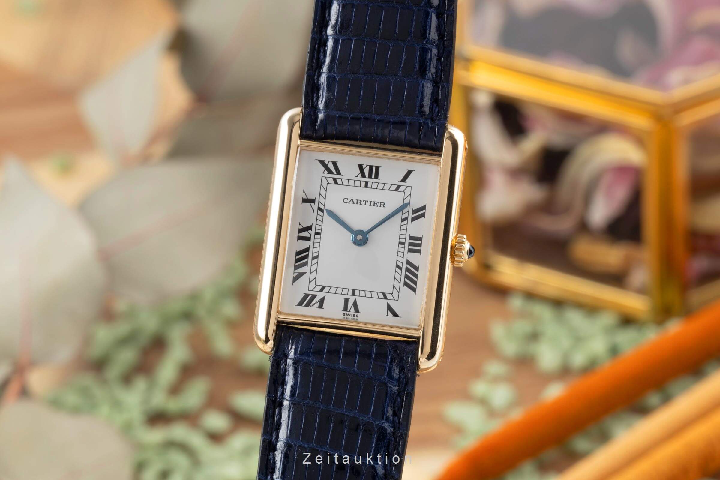 Cartier Tank 18 ct gold quartz Kal. 690 Ref. 88105  | Zeitauktion