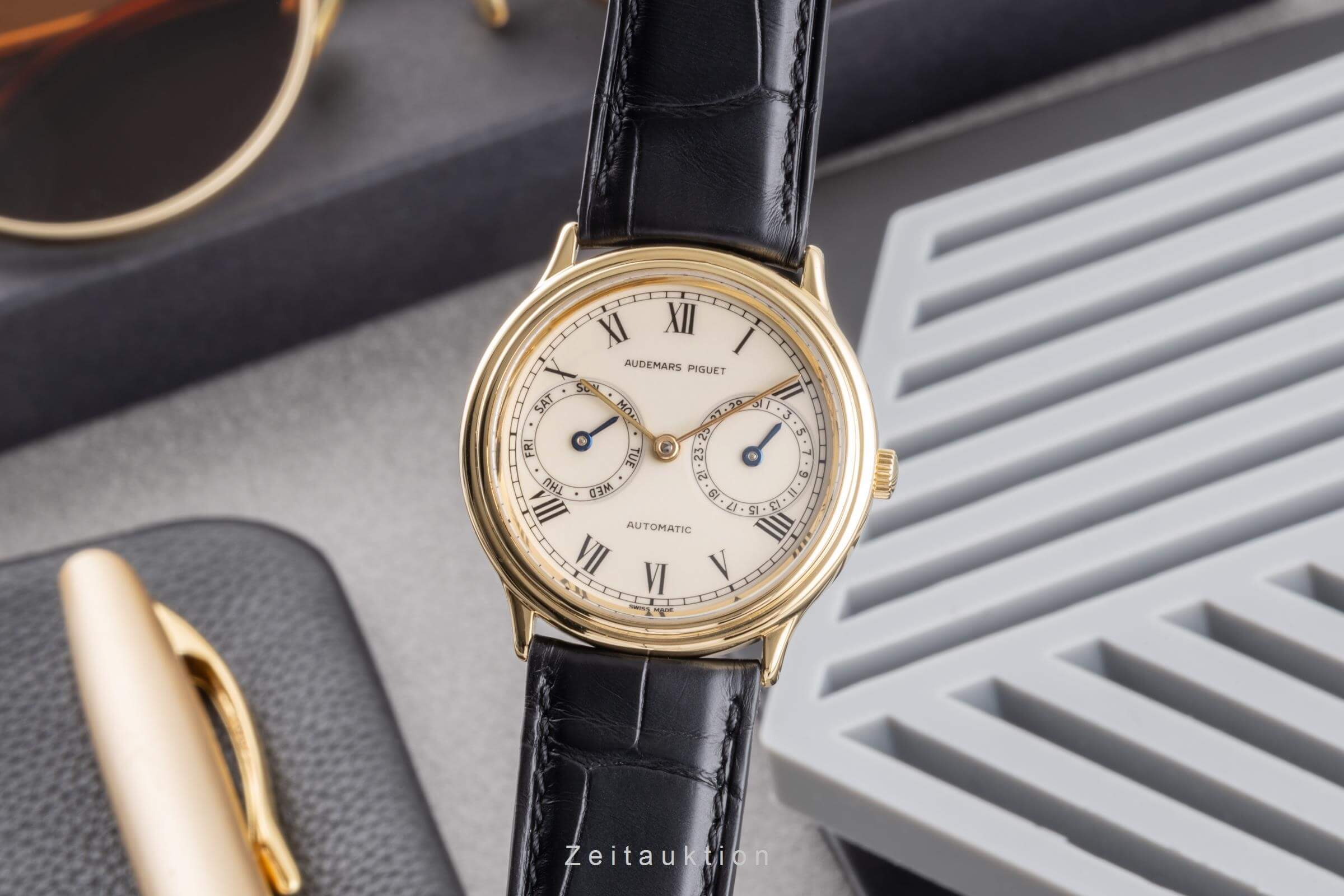Audemars Piguet Classique or 18 ct automatique Kal. 2124 Ref. 25574BA  | Zeitauktion