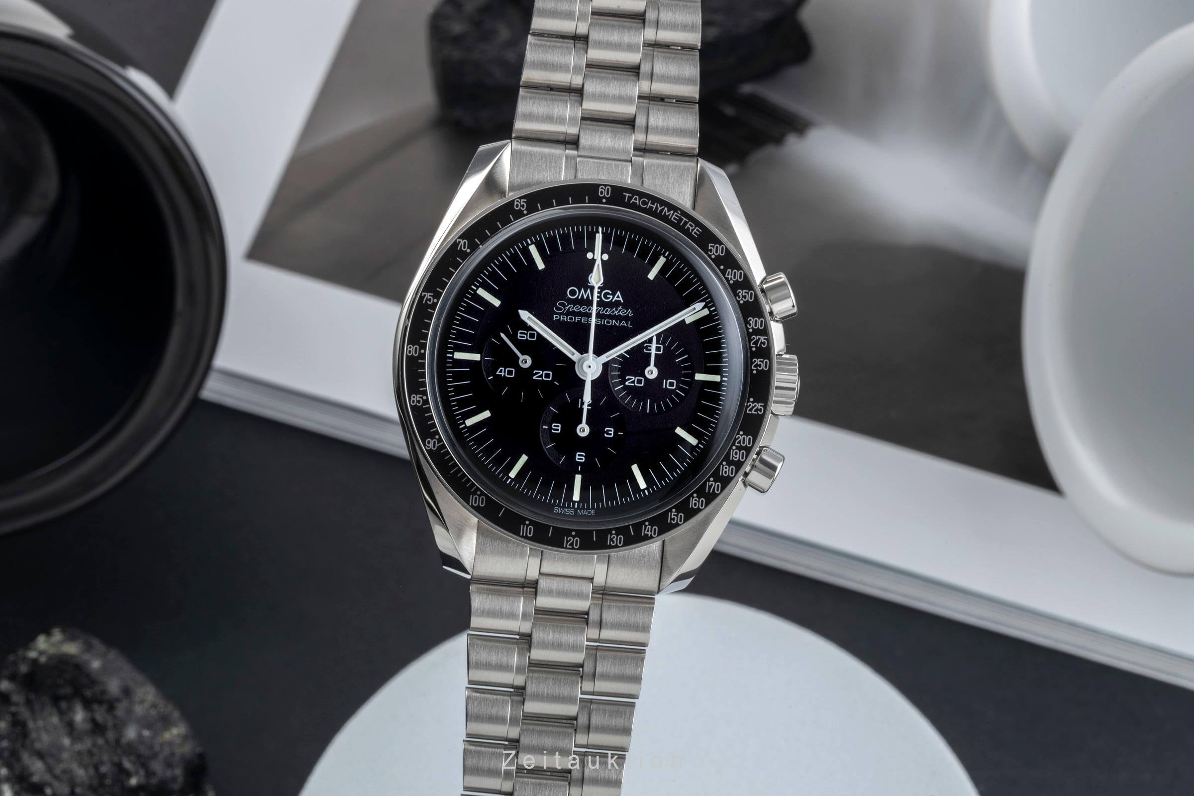 Omega Speedmaster Moonwatch cronografo acciaio carica manuale Kal. 3861 Ref. 310.30.42.50.01.001  | Zeitauktion