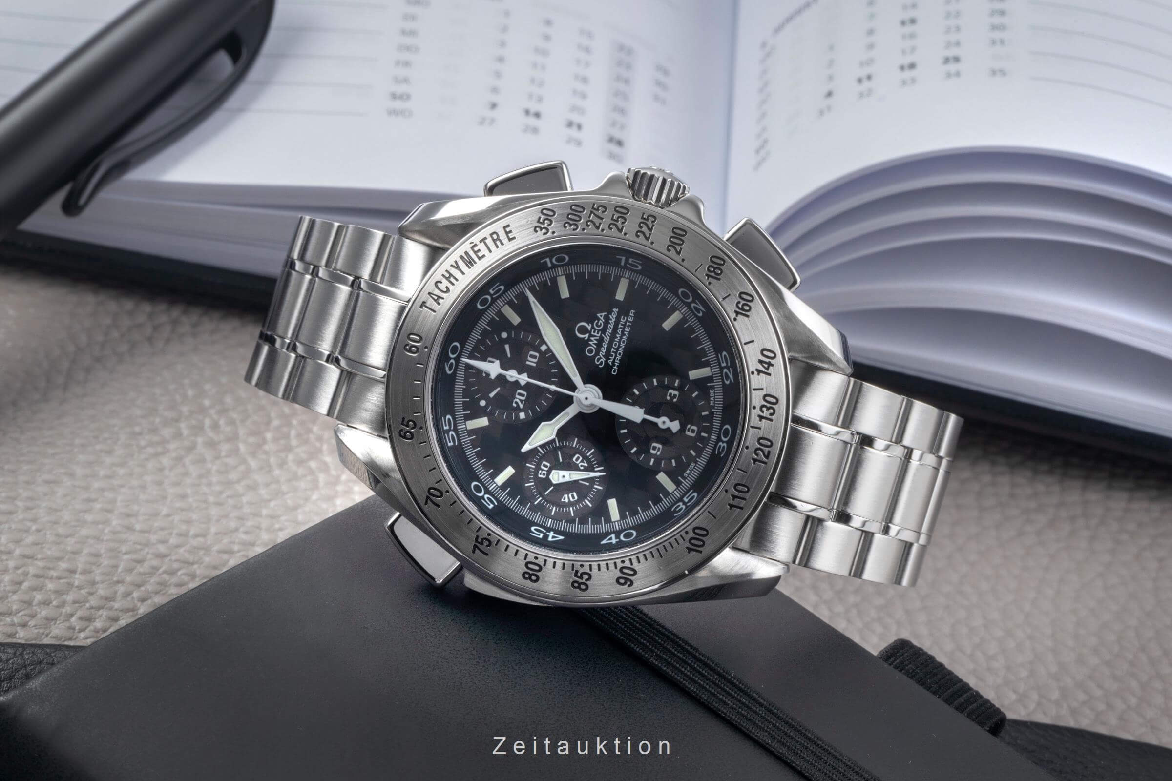 Omega Speedmaster chronograph steel automatic Kal. 3600 Ref. 3540.50.00  | Zeitauktion