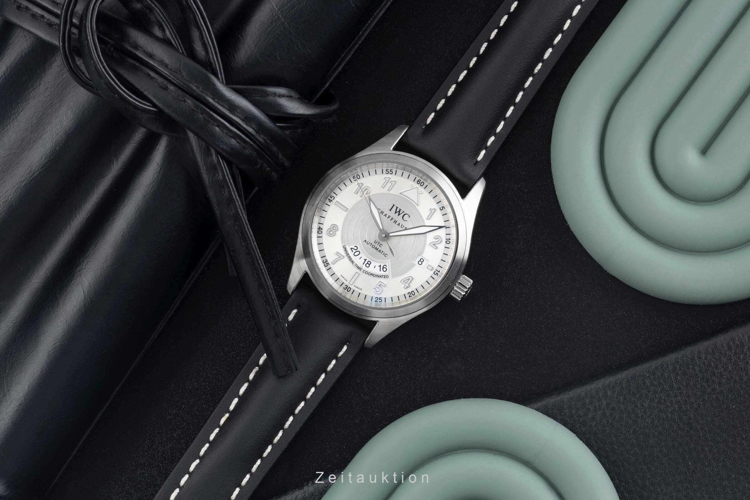 IWC Spitfire Stahl Automatik Kal. 30710 Ref. IW325110  | Zeitauktion
