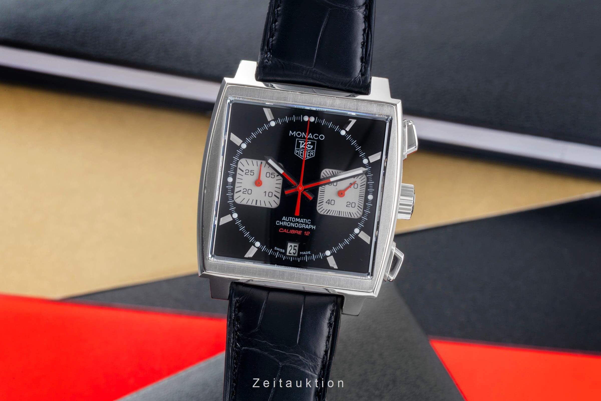 Tag Heuer Monaco cronografo acciaio automatismo Kal. 12 Ref. CAW2114  | Zeitauktion
