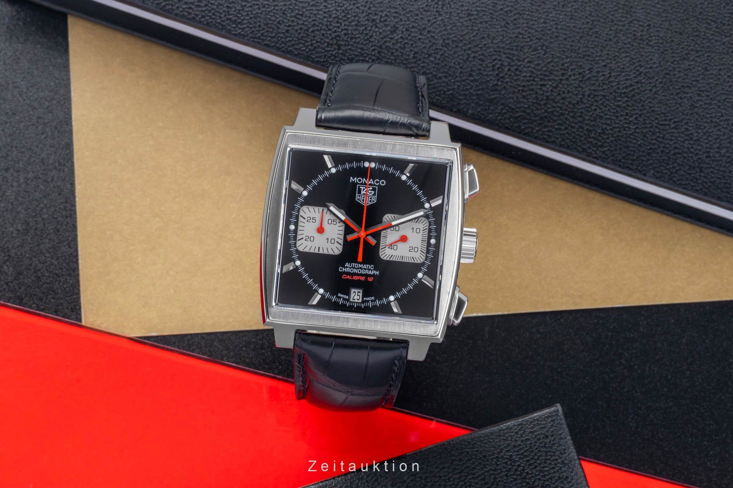 Tag Heuer Monaco cronografo acciaio automatismo Kal. 12 Ref. CAW2114  | Zeitauktion