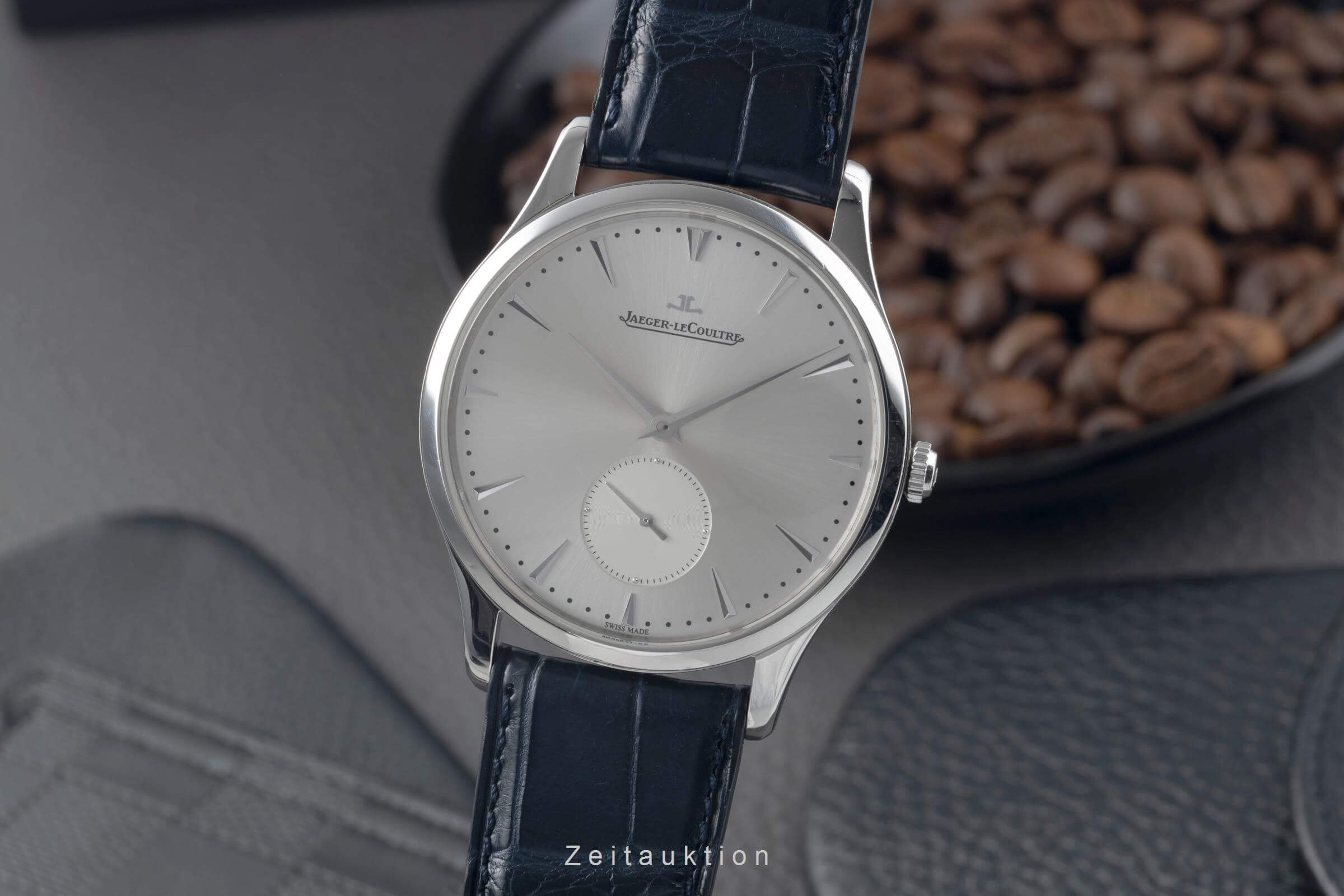 Jaeger-LeCoultre Master Ultra Thin acciaio automatismo Kal. 896 Ref. Q1358420  174.8.90.S  | Zeitauktion