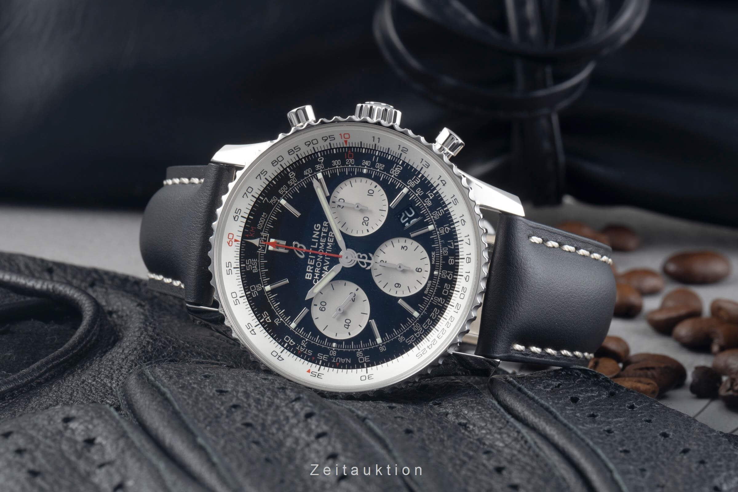 Breitling Navitimer 01 Chronograph Stahl Automatik Kal. B01 Ref. AB0121211B1P1  | Zeitauktion