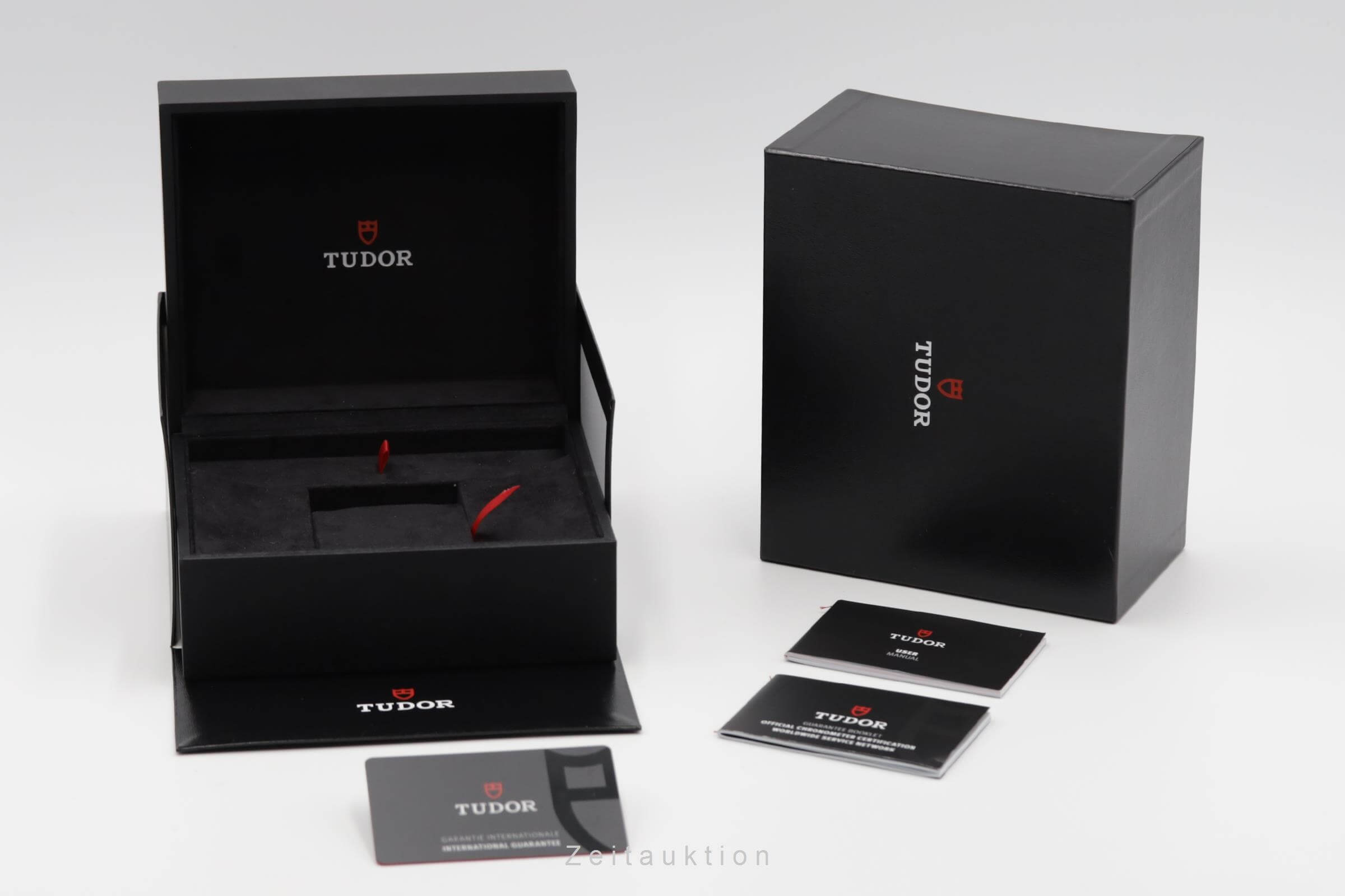 Tudor Black Bay acciaio automatismo Kal. MT5402 Ref. 79030B  | Zeitauktion