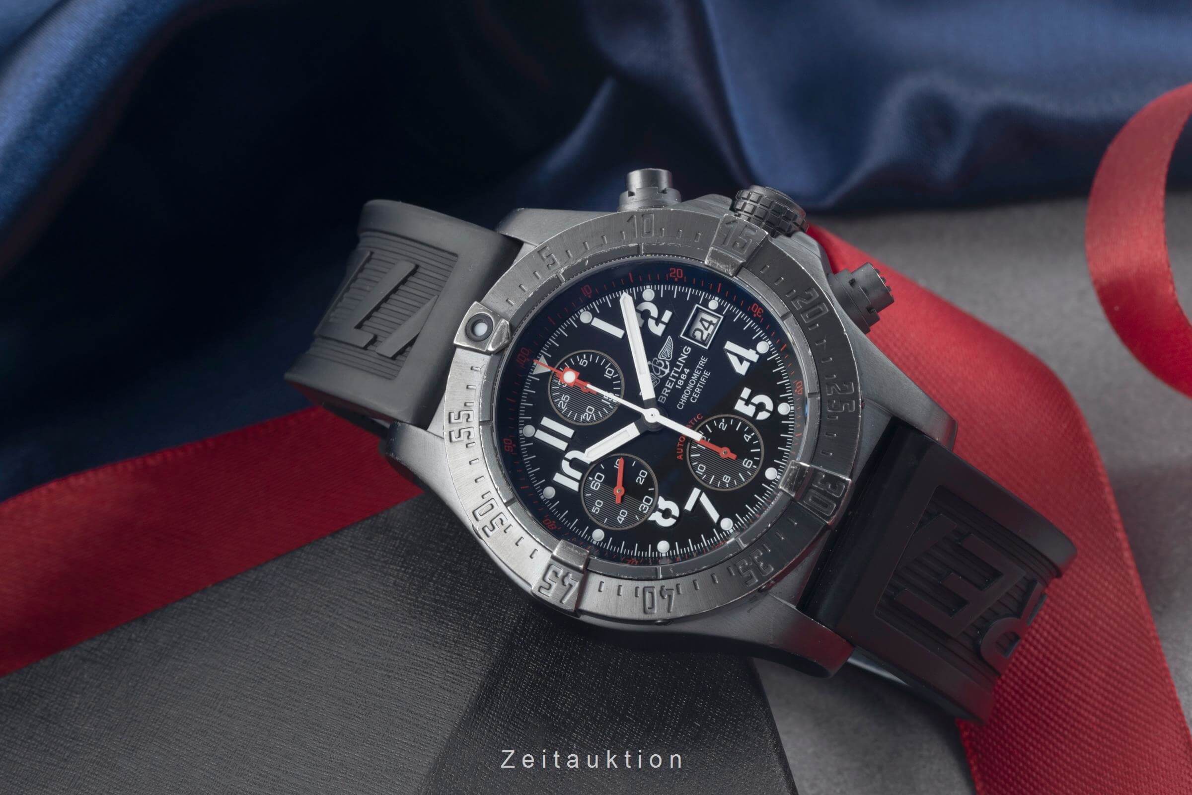 Breitling Avenger Skyland cronógrafo acero automático Kal. B13 Ref. M13380 LIMITED EDITION | Zeitauktion