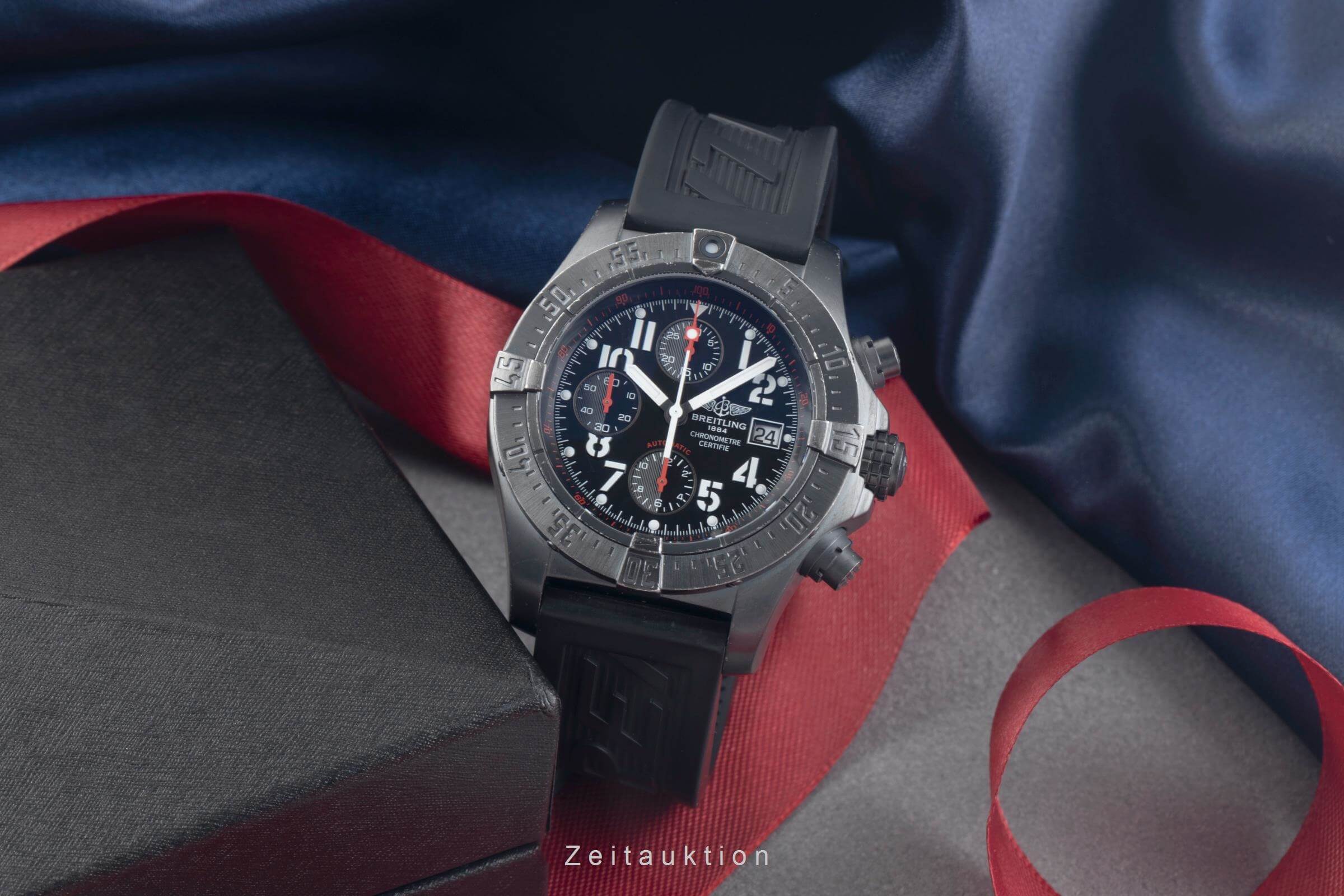 Breitling Avenger Skyland cronógrafo acero automático Kal. B13 Ref. M13380 LIMITED EDITION | Zeitauktion