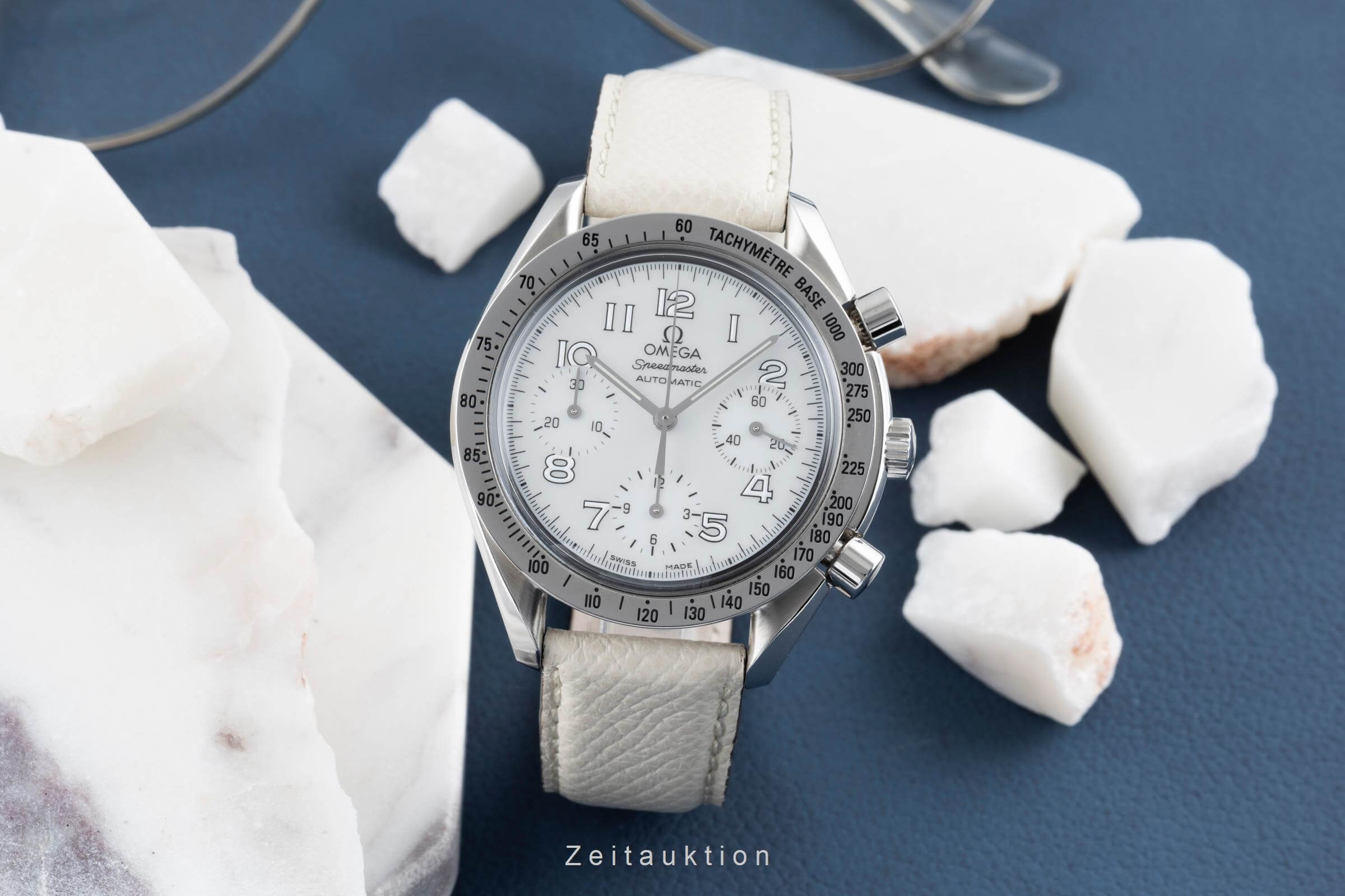 Omega Speedmaster Chronograph Stahl Automatik Kal. 3220 Ref. 3802.70.56  | Zeitauktion