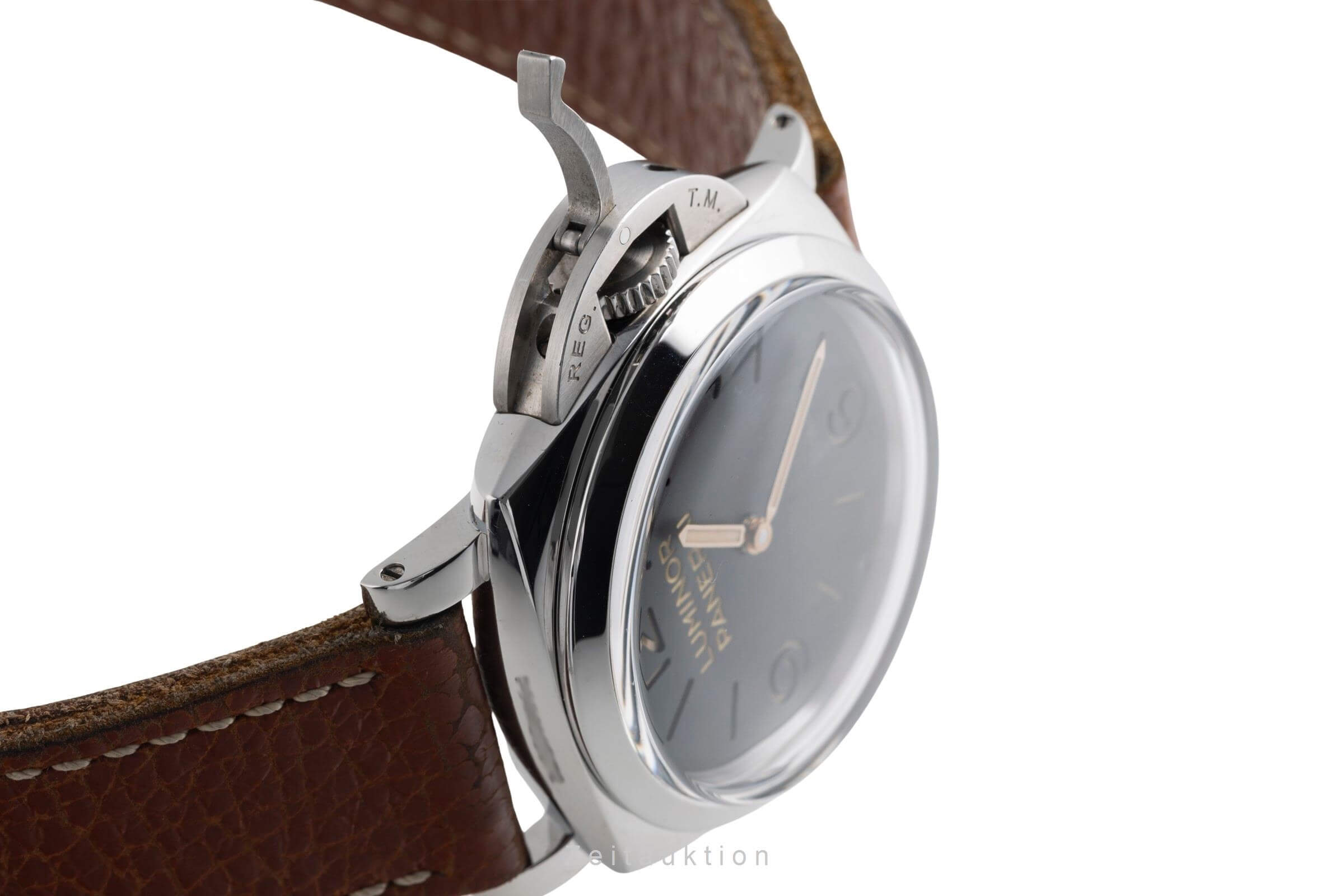 Panerai Luminor  steel manual winding Kal. P.3000 Ref. PAM00372  | Zeitauktion