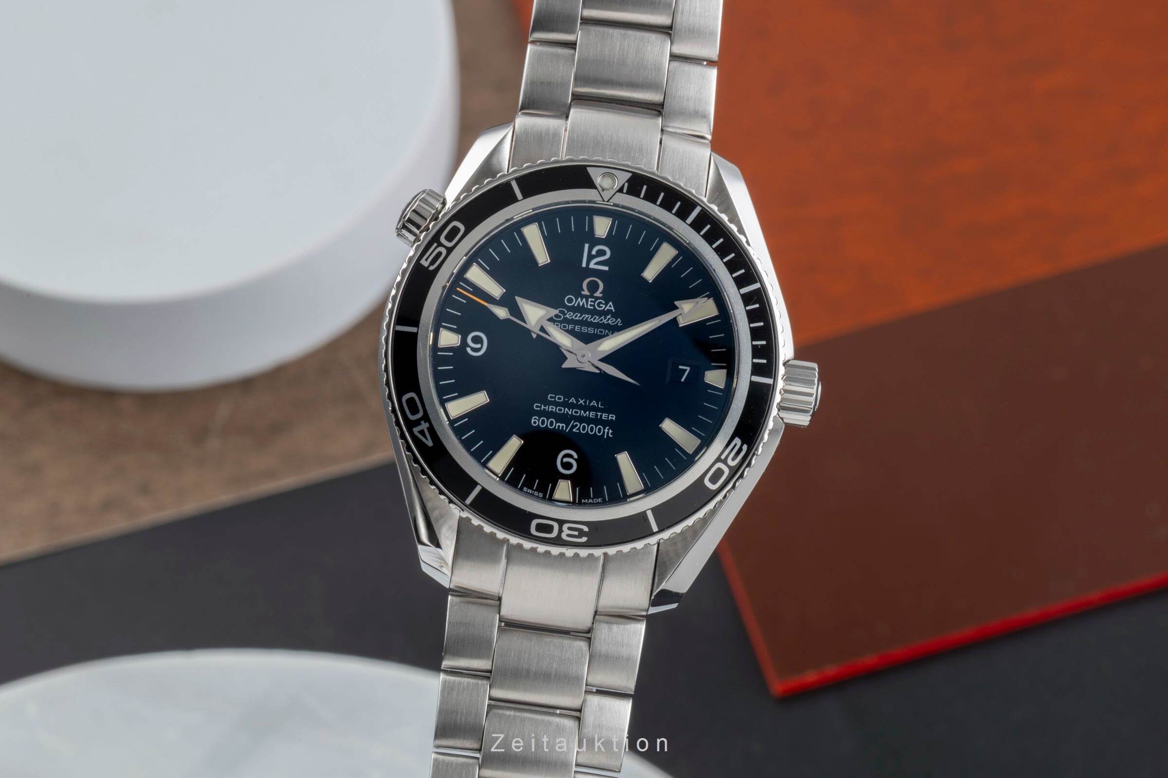 Omega Seamaster acero automático Kal. 2500C Ref. 2201.50.00  | Zeitauktion